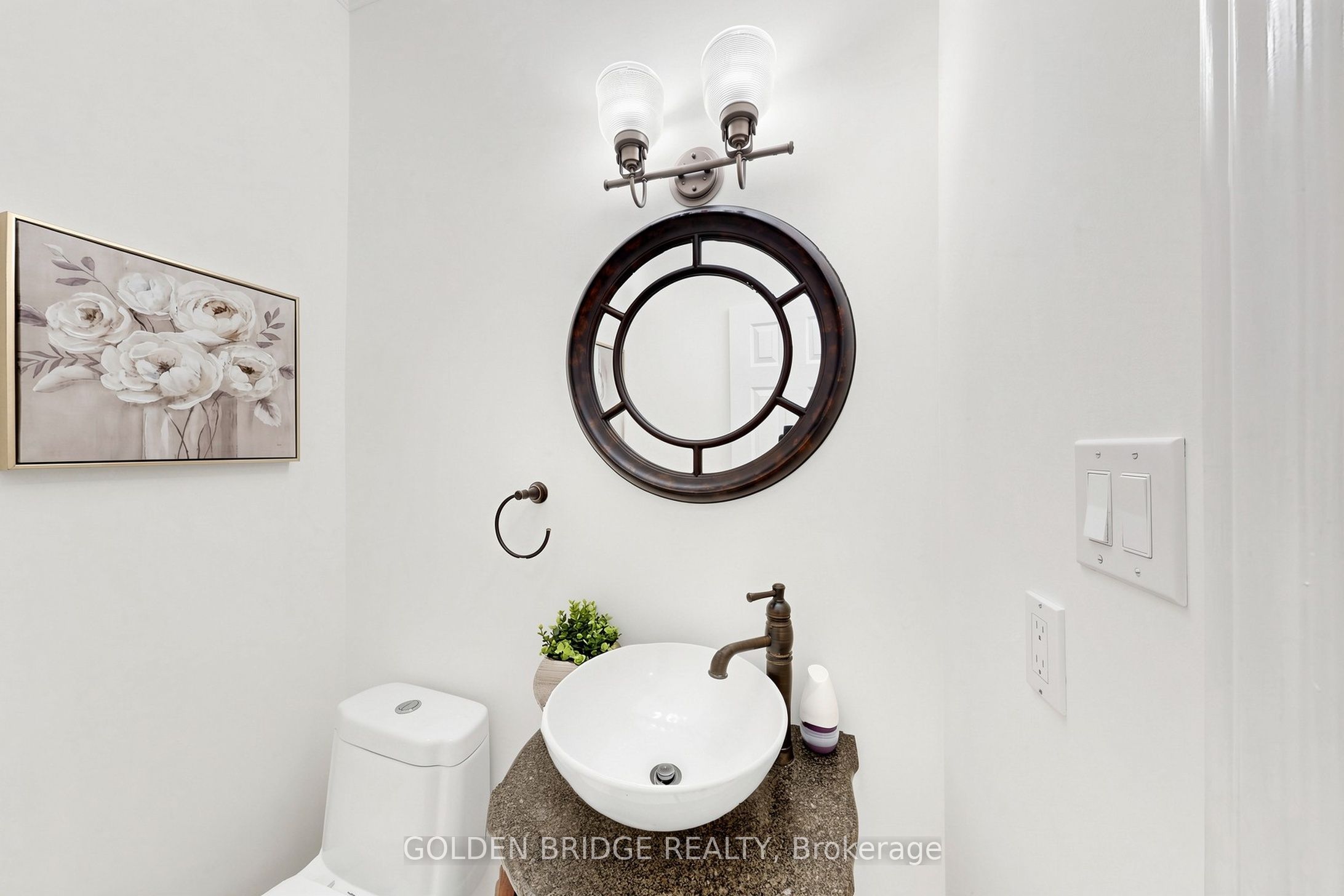 913 Ivsbridge Boulevard Property Photo 17