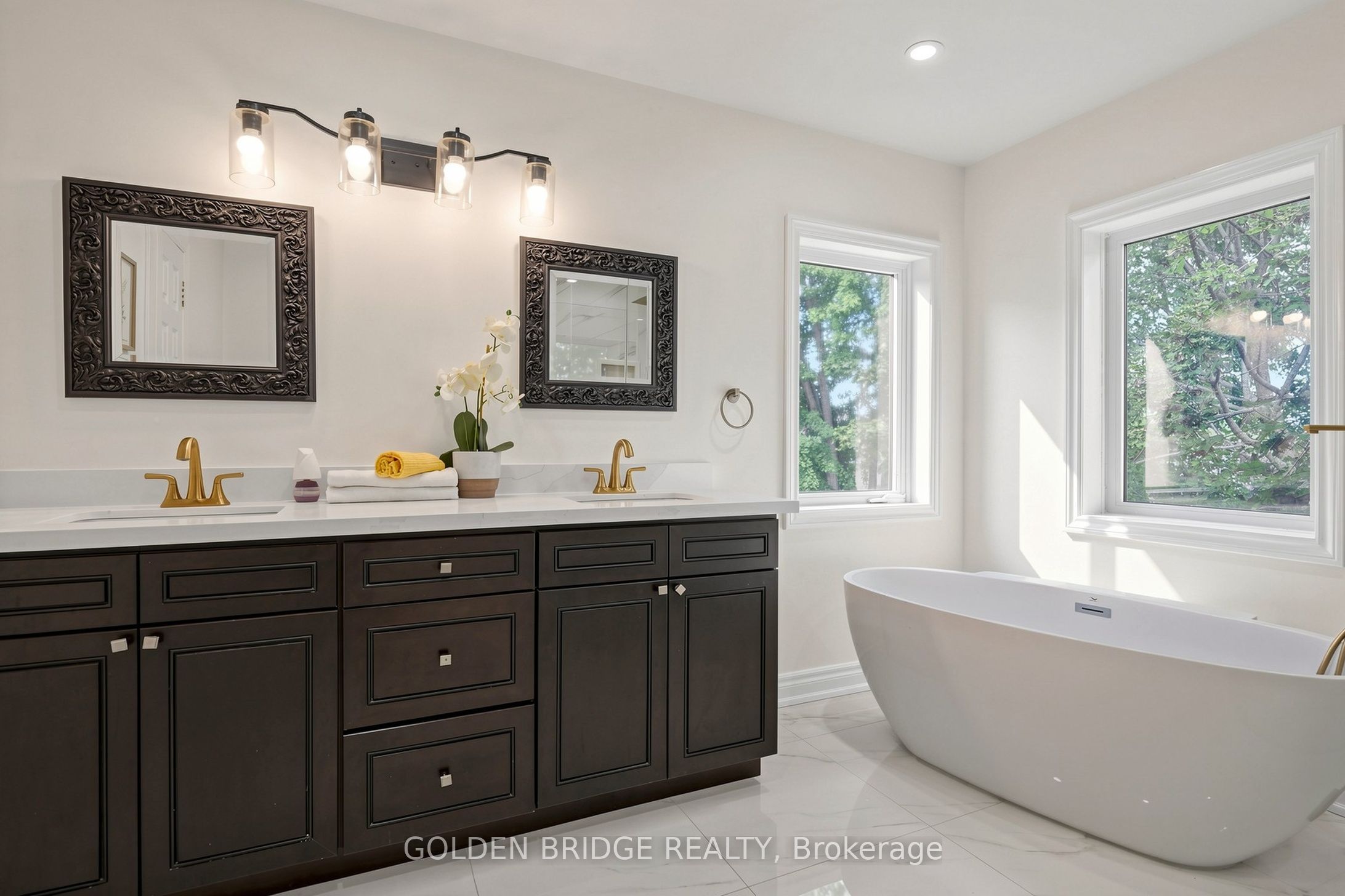 913 Ivsbridge Boulevard Property Photo 22