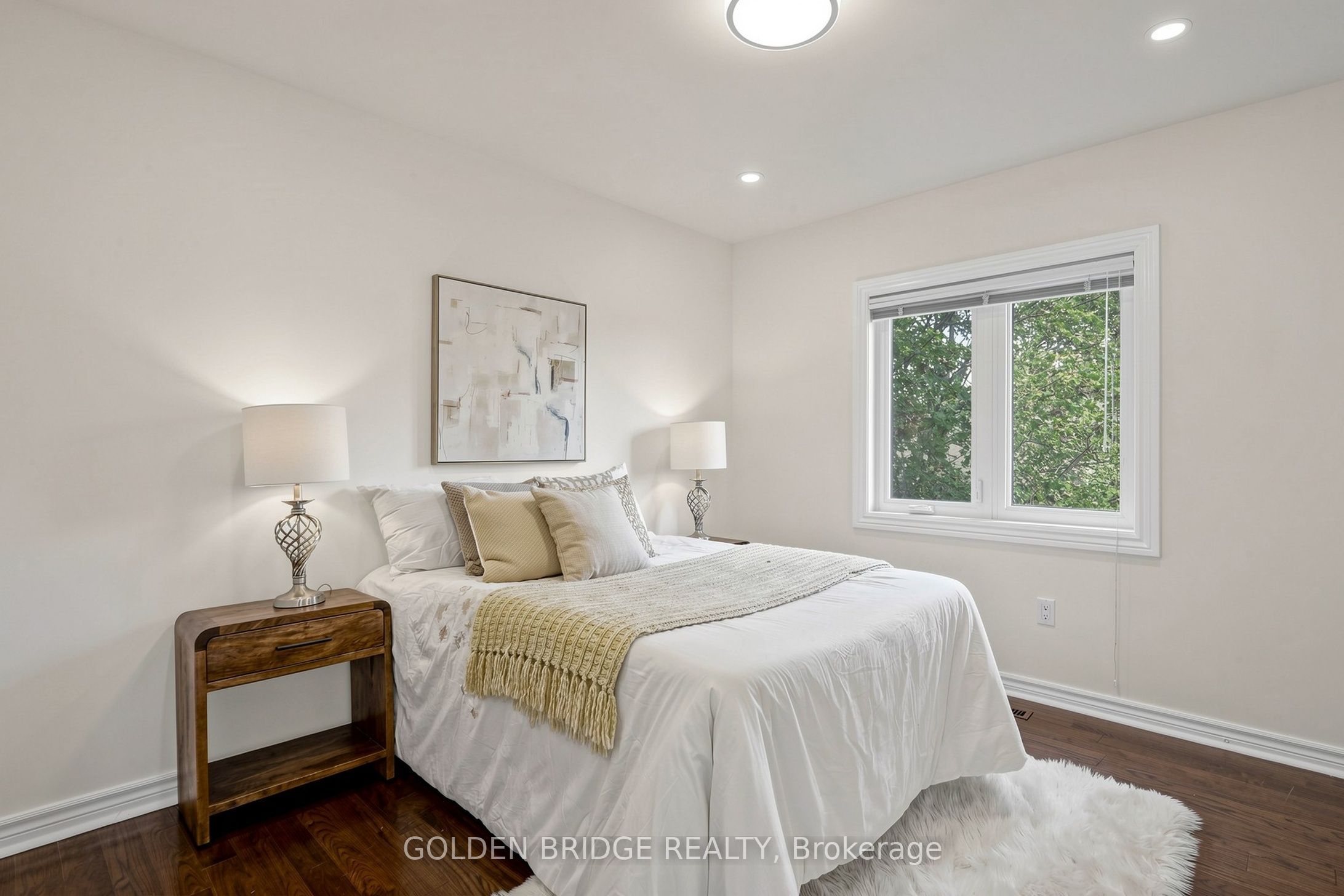 913 Ivsbridge Boulevard Property Photo 24