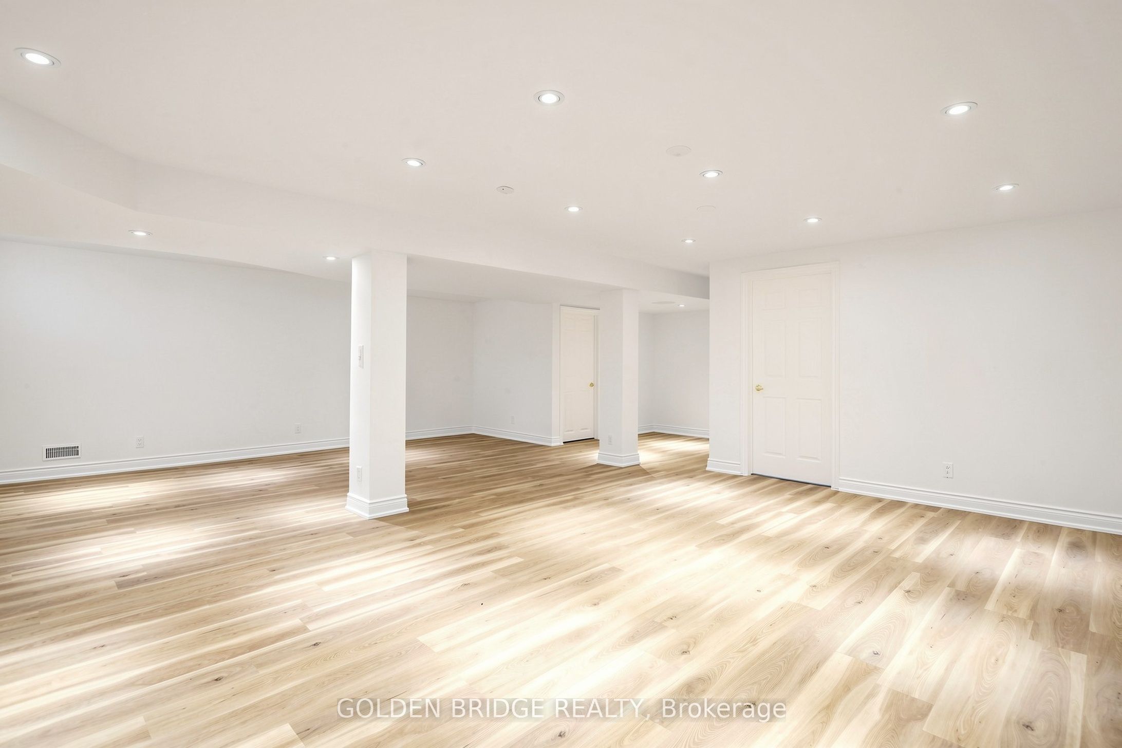 913 Ivsbridge Boulevard Property Photo 38