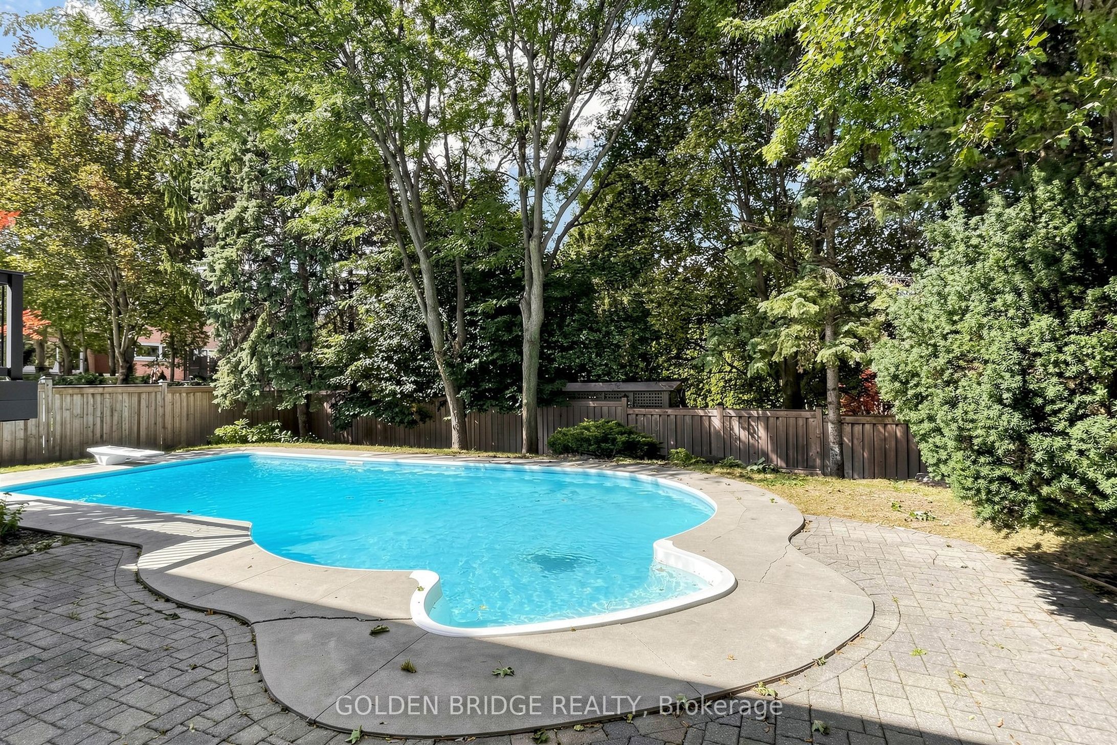 913 Ivsbridge Boulevard Property Photo 45