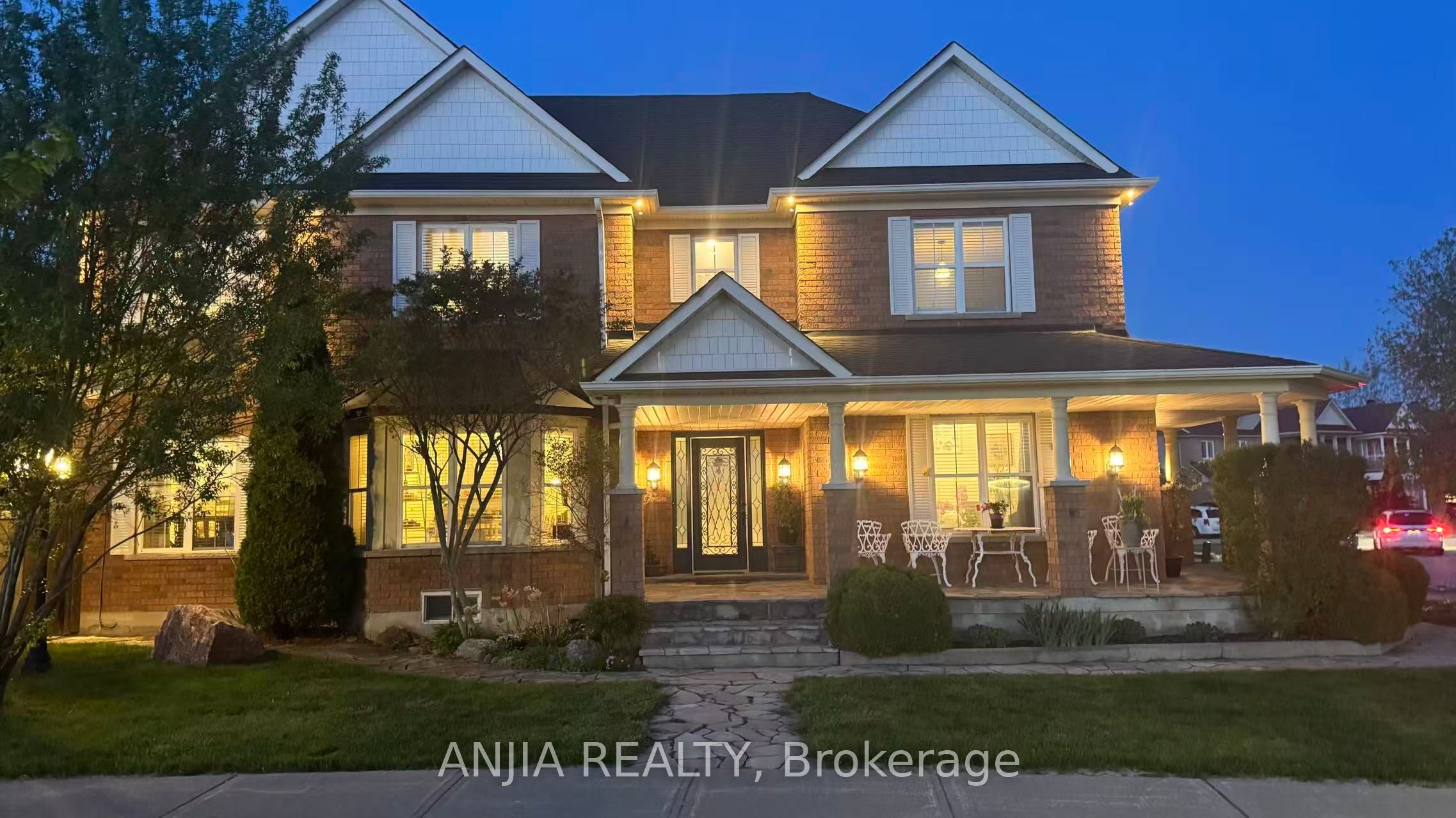 38 Harper's Gate Way