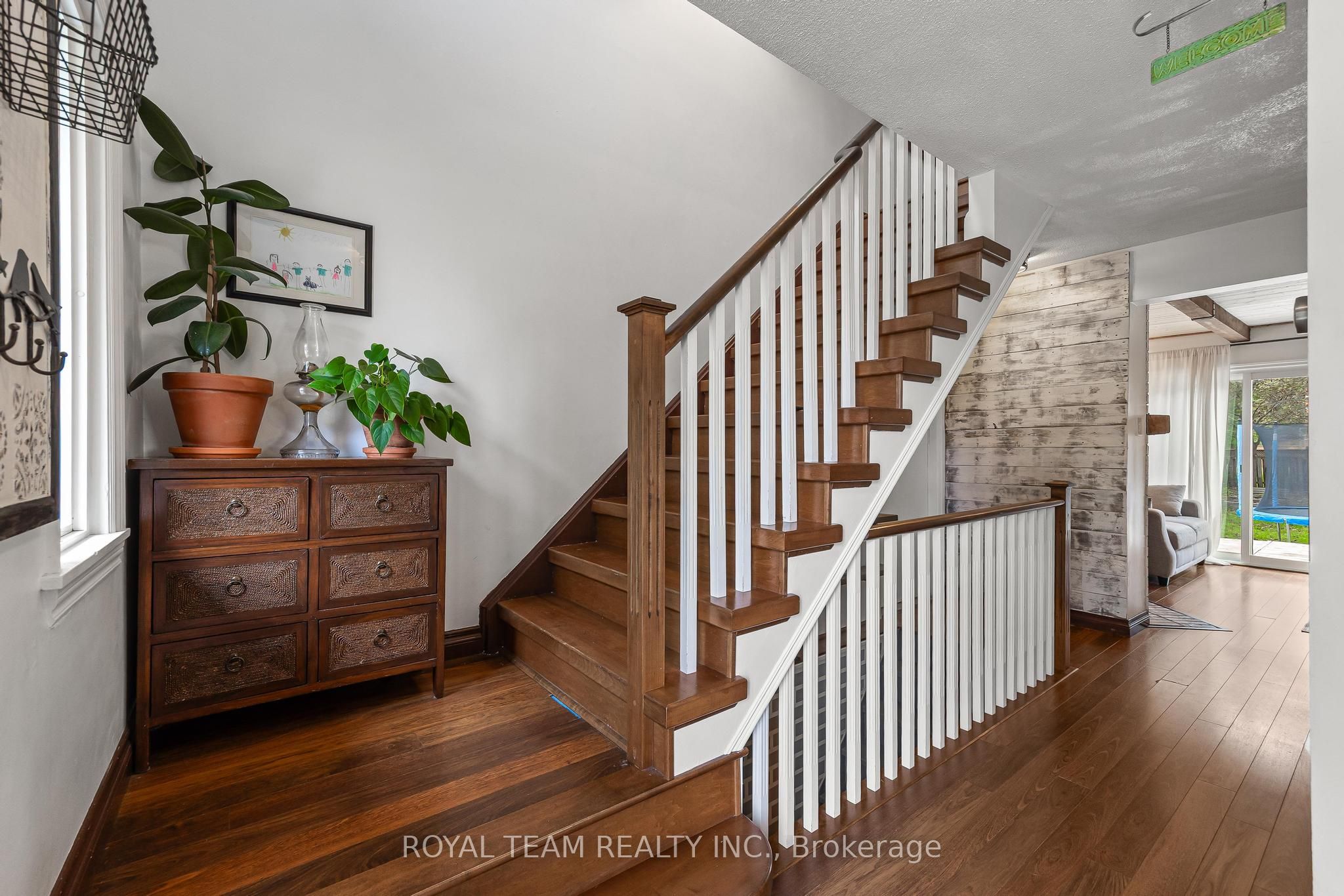 2500 Lloyd Street Property Photo 18
