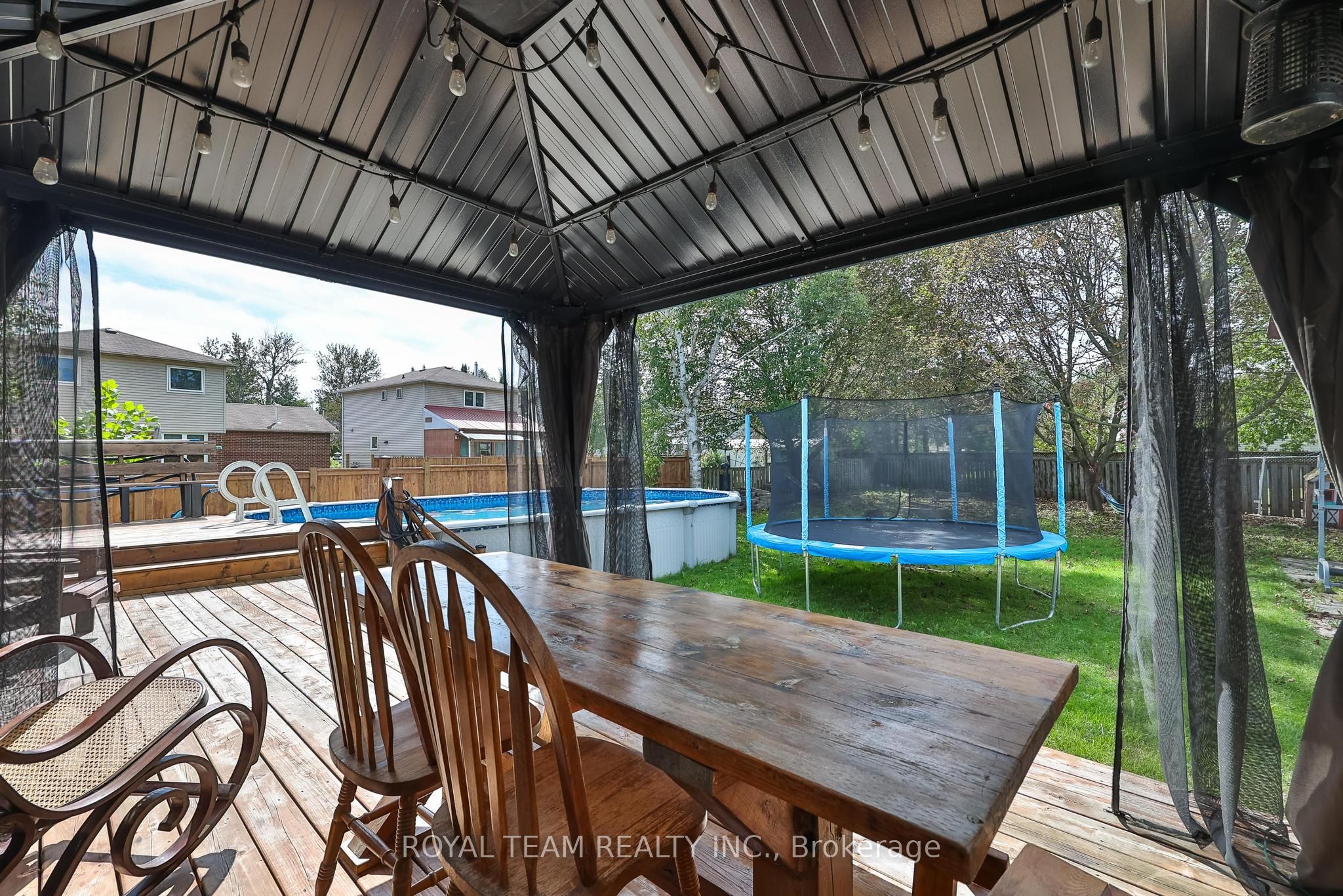 2500 Lloyd Street Property Photo 38