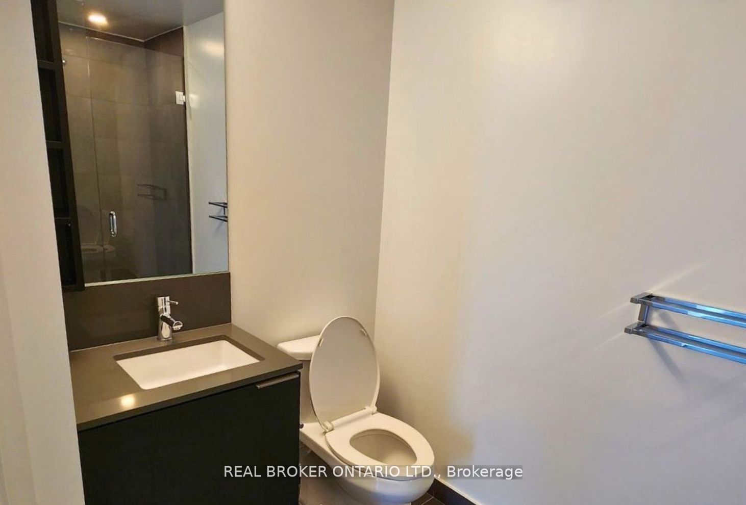 1000 Portage Parkway 2905 Property Photo 8