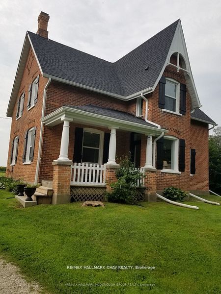 7141 6th Line Property Photo 1