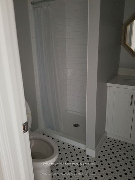 7141 6th Line Property Photo 6