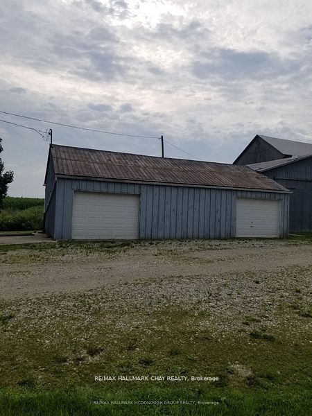 7141 6th Line Property Photo 7