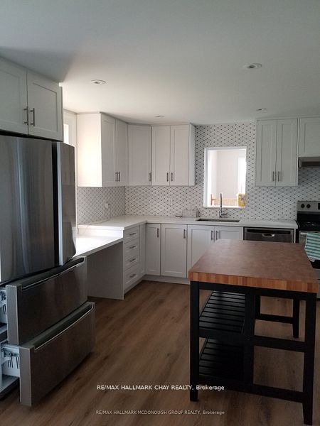 7141 6th Line Property Photo 12
