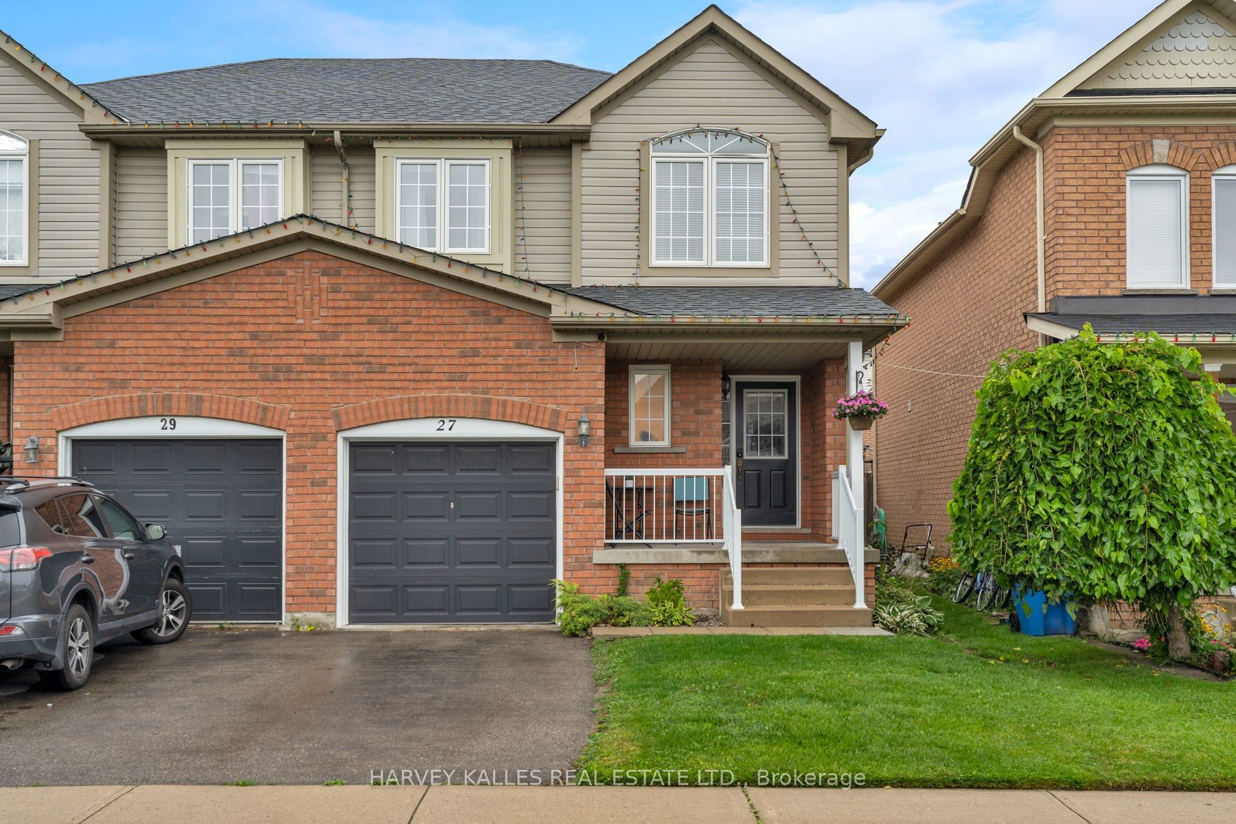 27 Hirst Avenue Property Photo 1