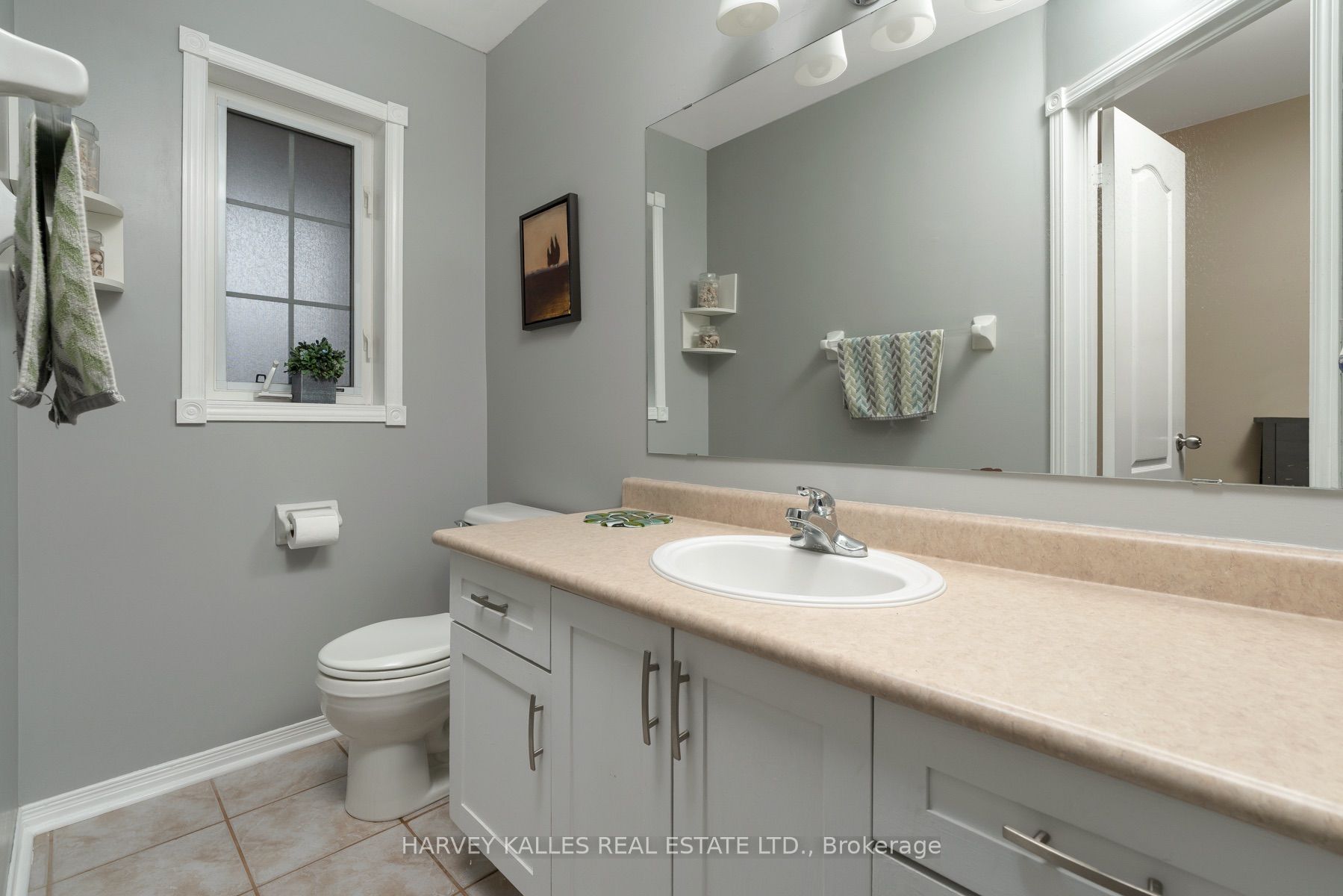 27 Hirst Avenue Property Photo 5
