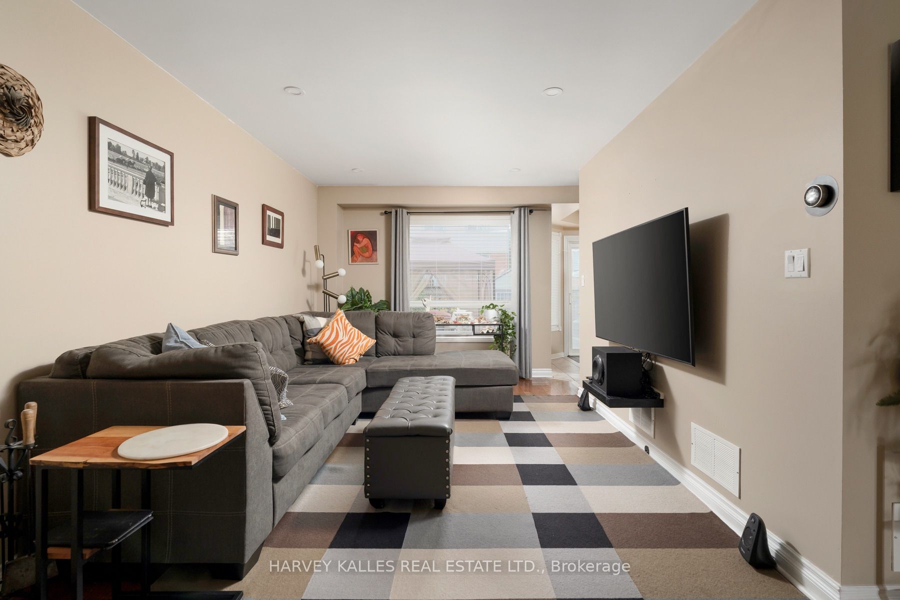 27 Hirst Avenue Property Photo 8