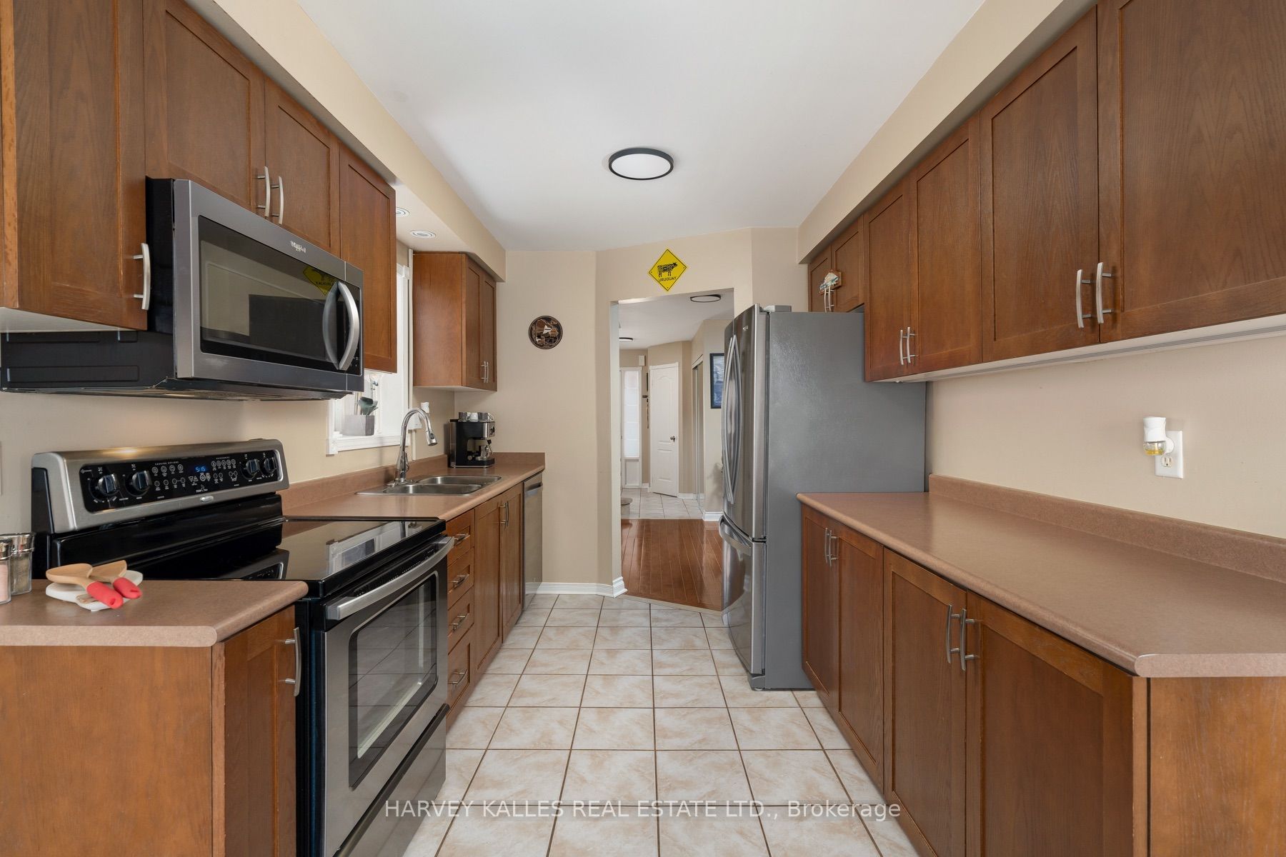 27 Hirst Avenue Property Photo 12