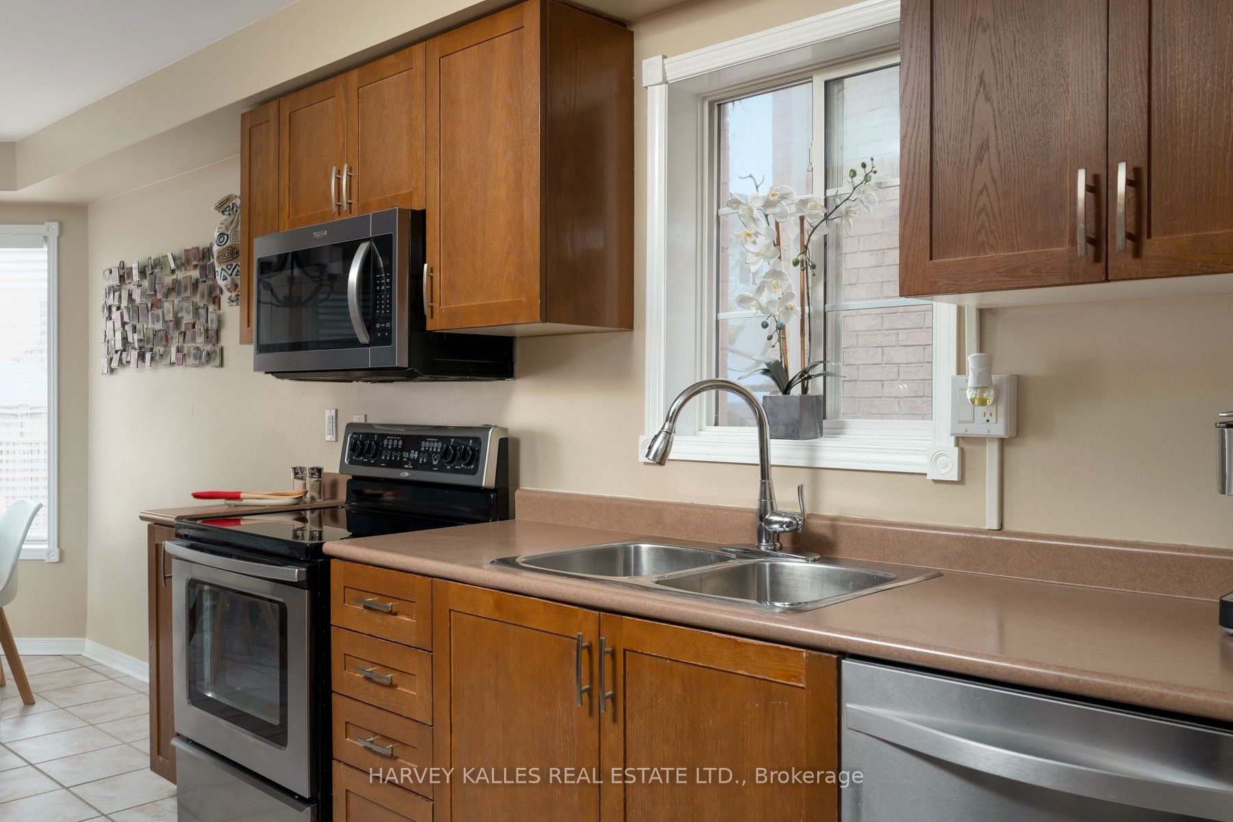 27 Hirst Avenue Property Photo 14