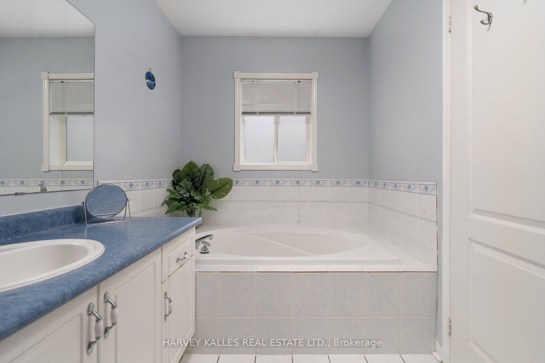27 Hirst Avenue Property Photo 19