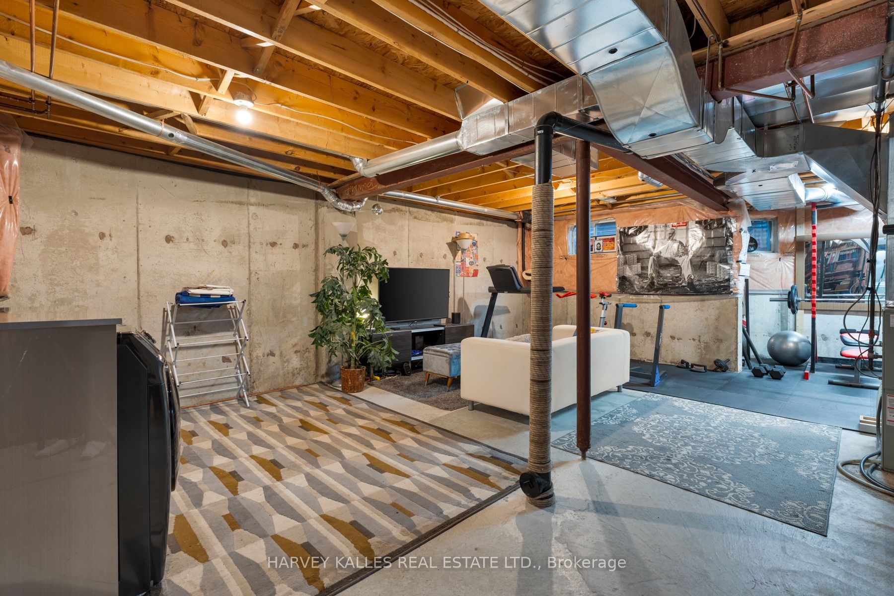 27 Hirst Avenue Property Photo 25