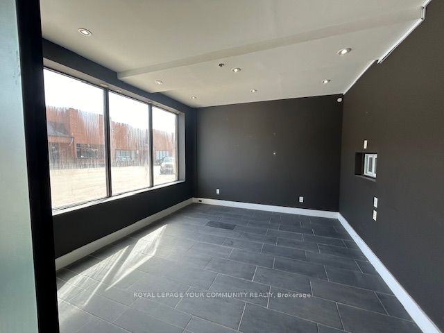 610 Bowes Road 4 Property Photo 4