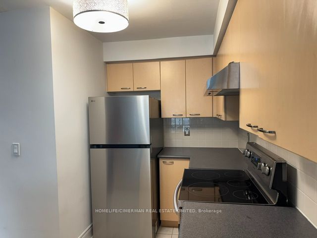 62 Suncrest Boulevard 618 Property Photo 2