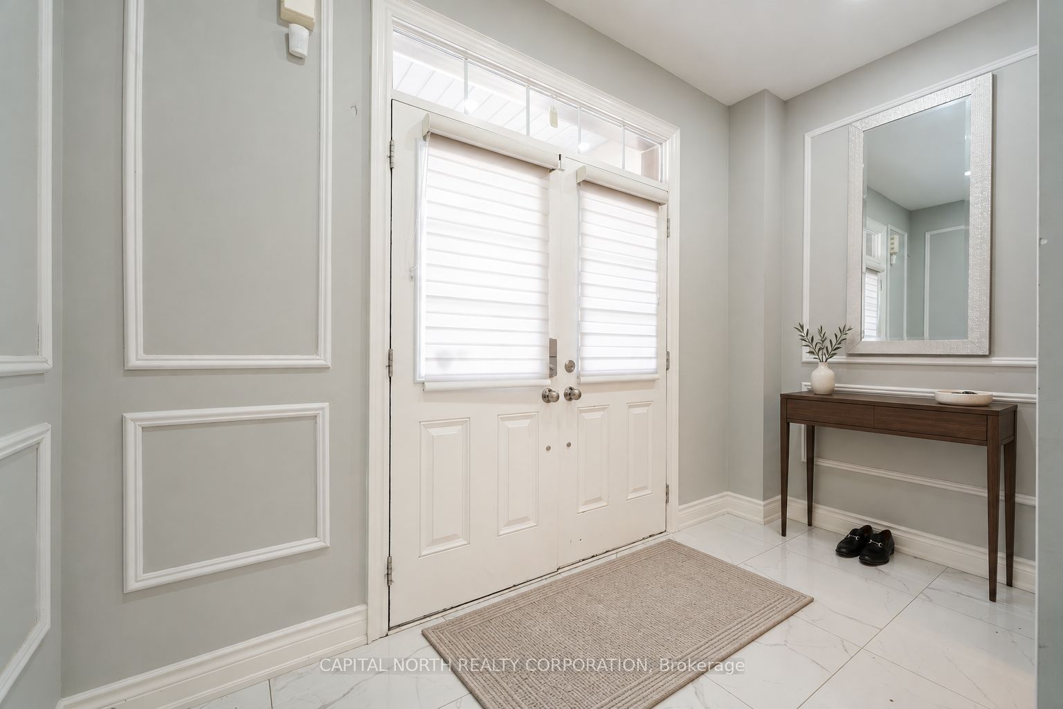 19 Tesla Crescent Property Photo 4