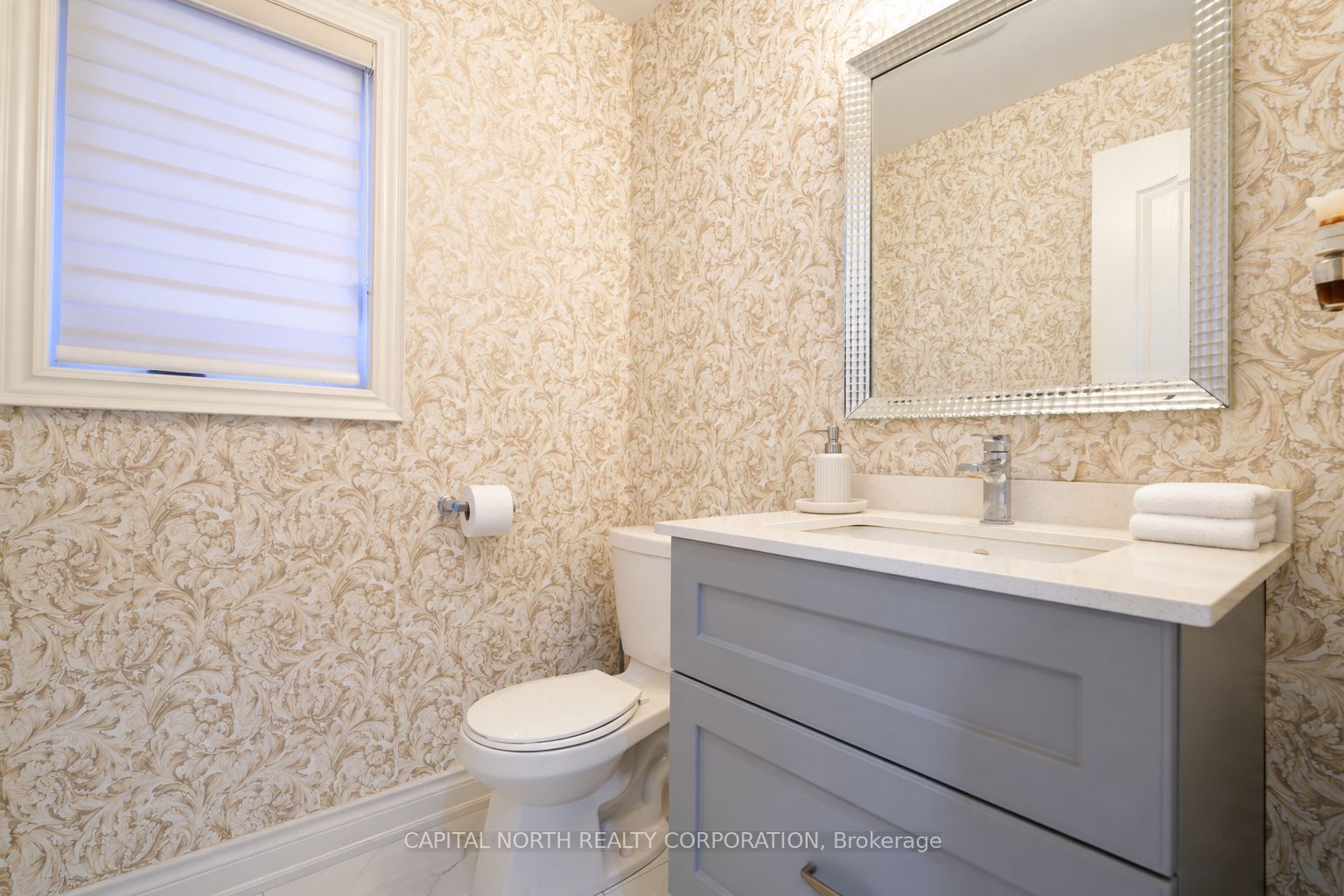 19 Tesla Crescent Property Photo 5