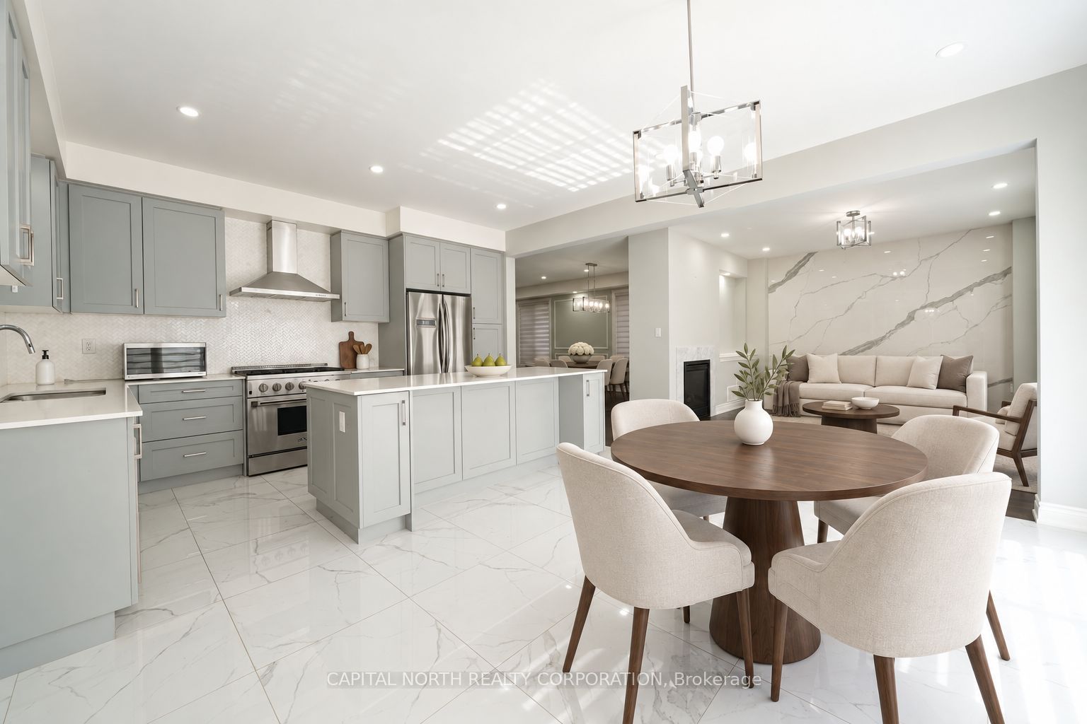 19 Tesla Crescent Property Photo 10