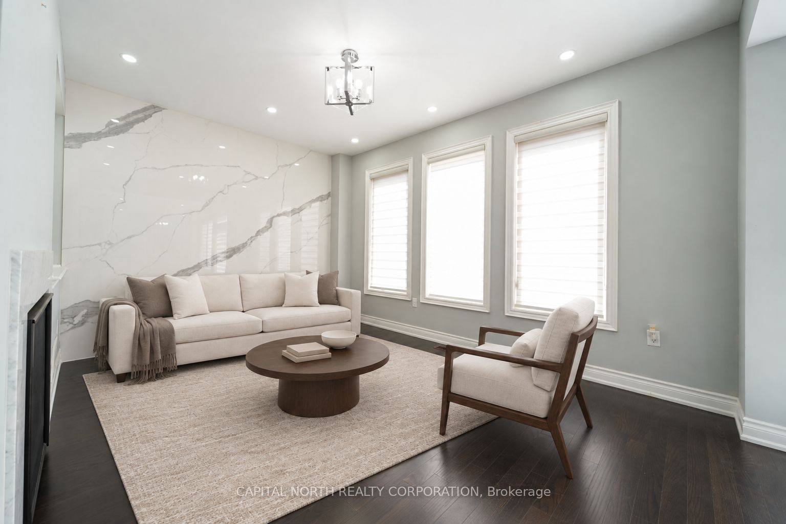 19 Tesla Crescent Property Photo 13