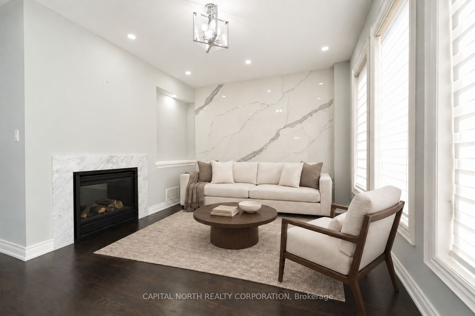 19 Tesla Crescent Property Photo 14