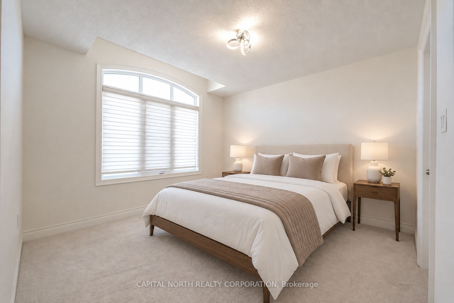 19 Tesla Crescent Property Photo 22