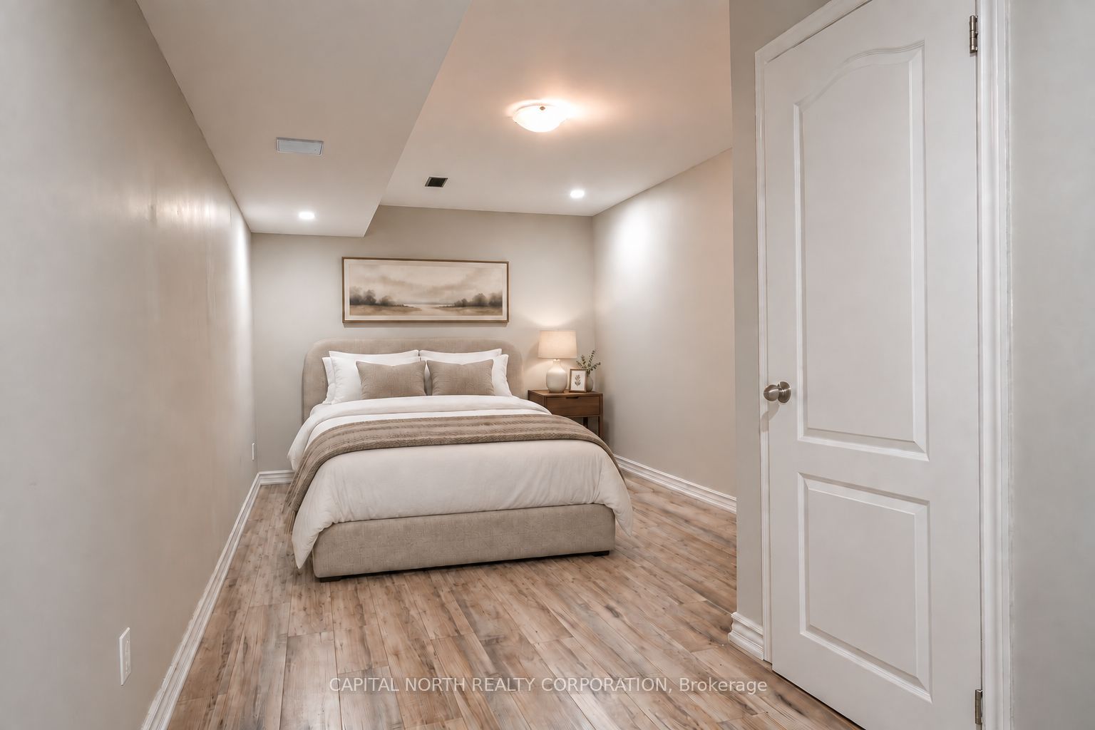 19 Tesla Crescent Property Photo 32