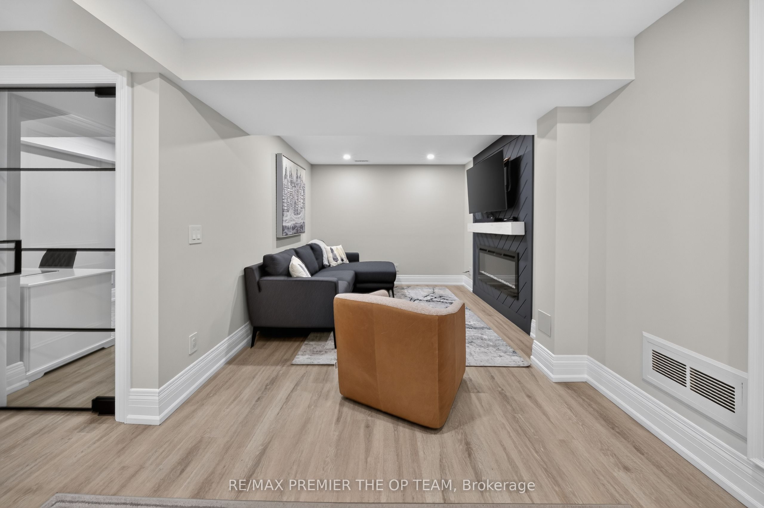 3 Sedgewick Place Property Photo 32