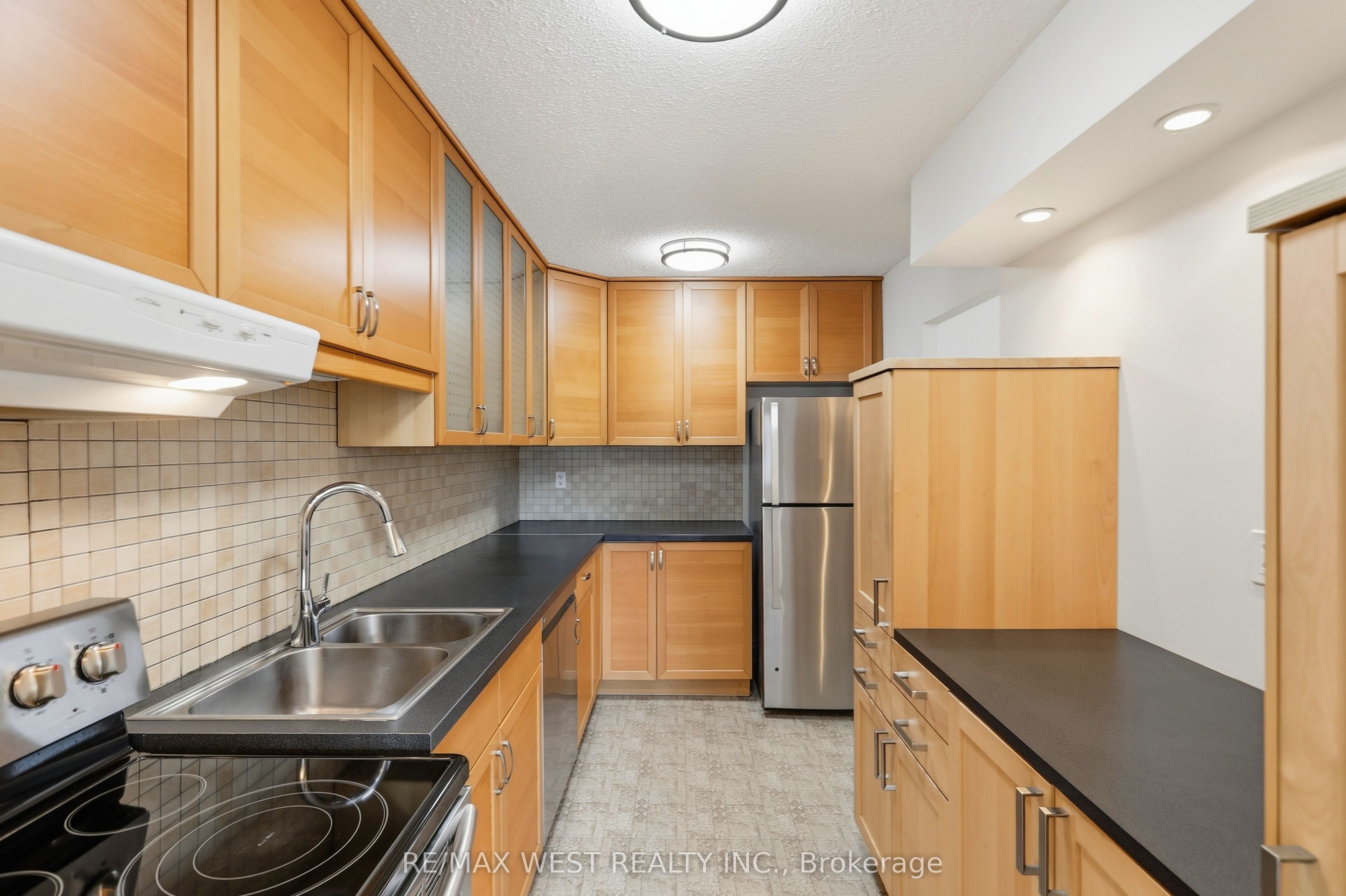 180 Dudley Avenue 302 Property Photo 12