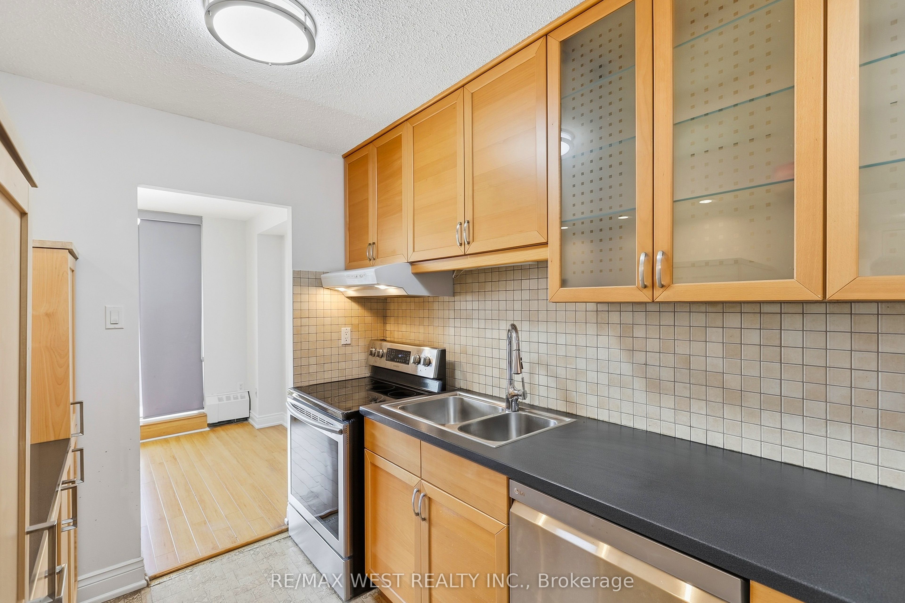 180 Dudley Avenue 302 Property Photo 13