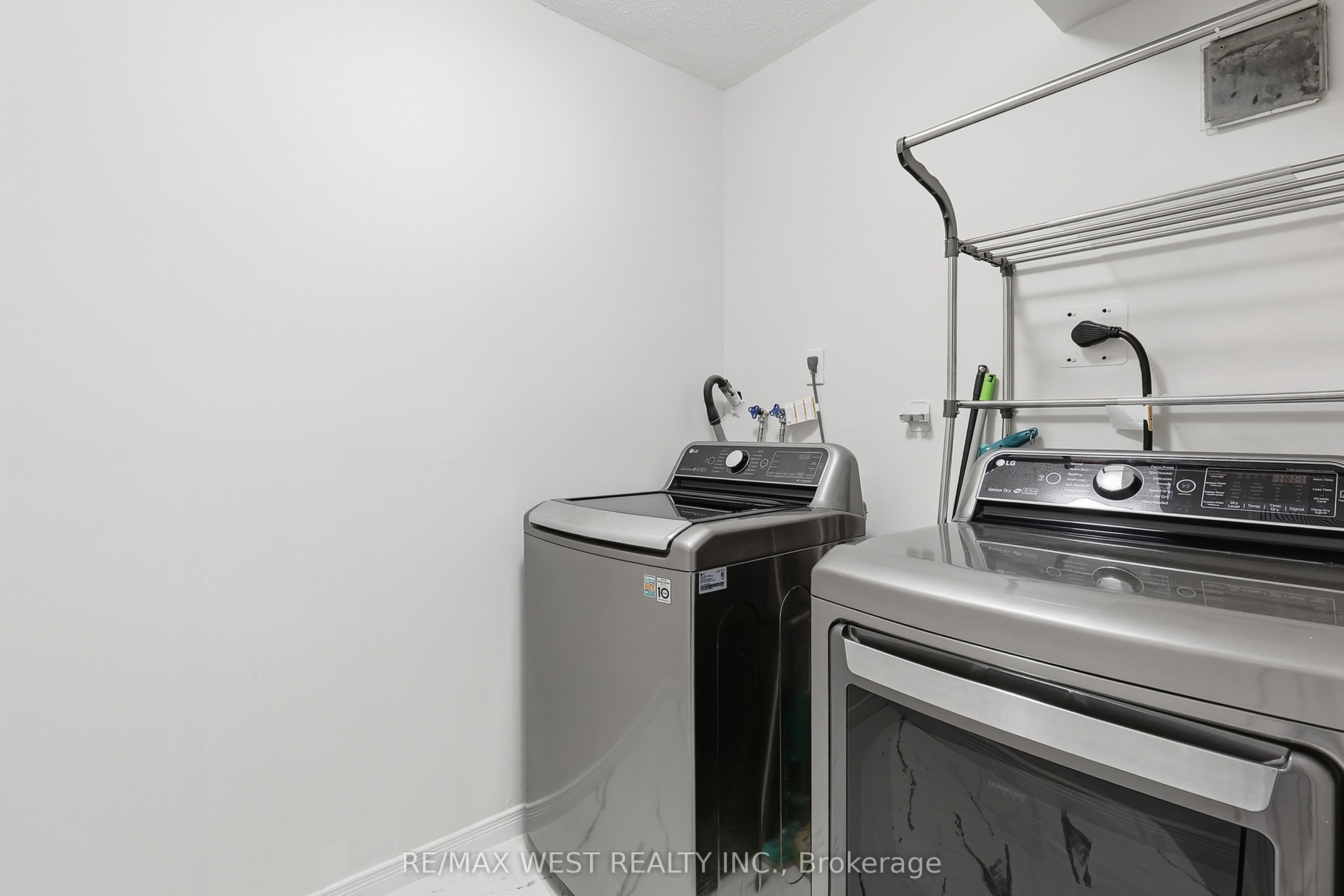 180 Dudley Avenue 302 Property Photo 17