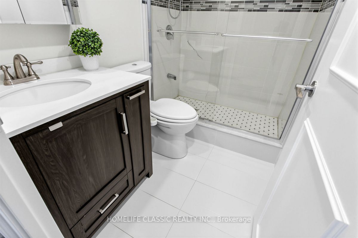 40 Baif Boulevard 803 Property Photo 17