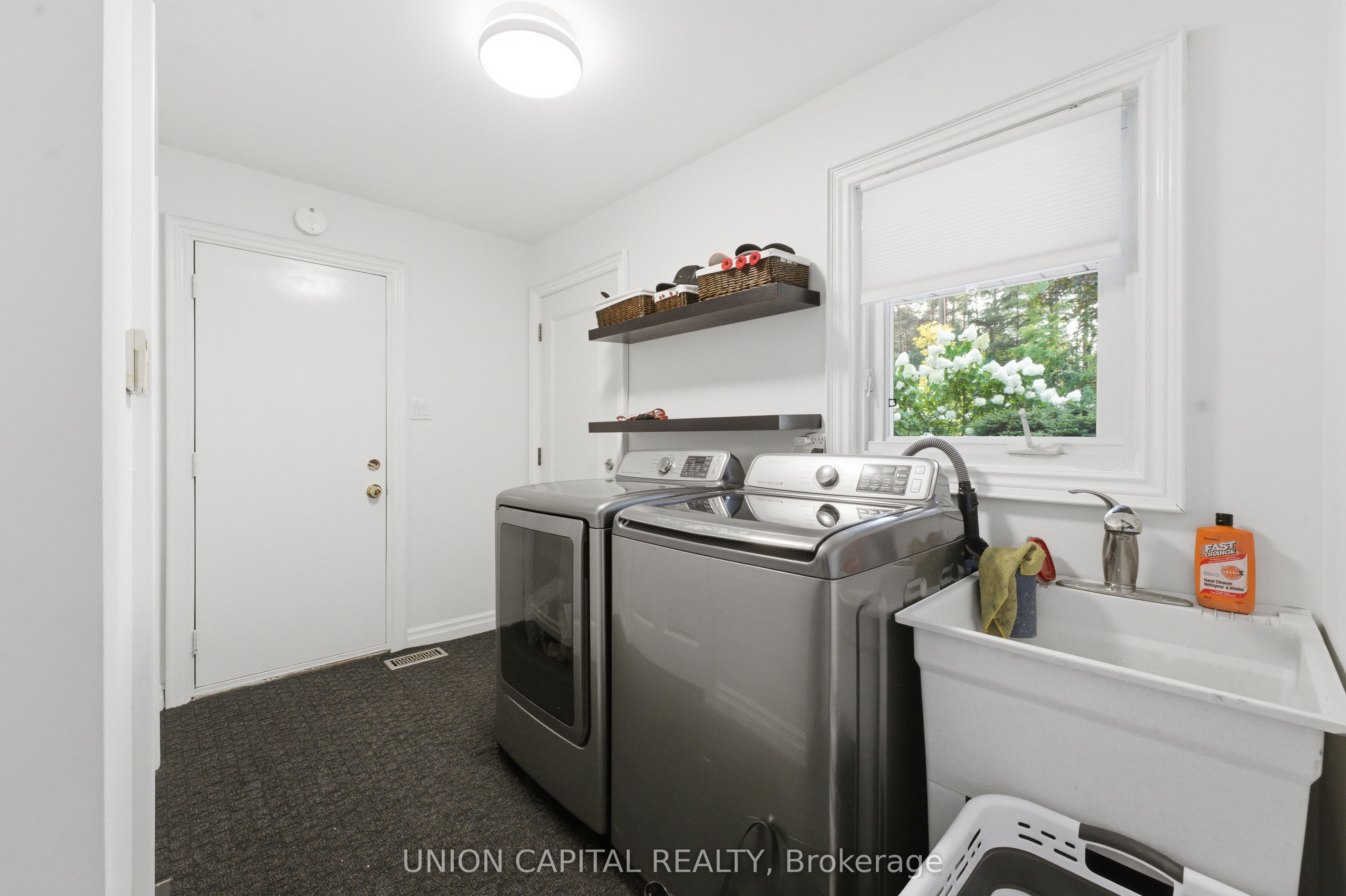 22 Cynthia Crescent Property Photo 12