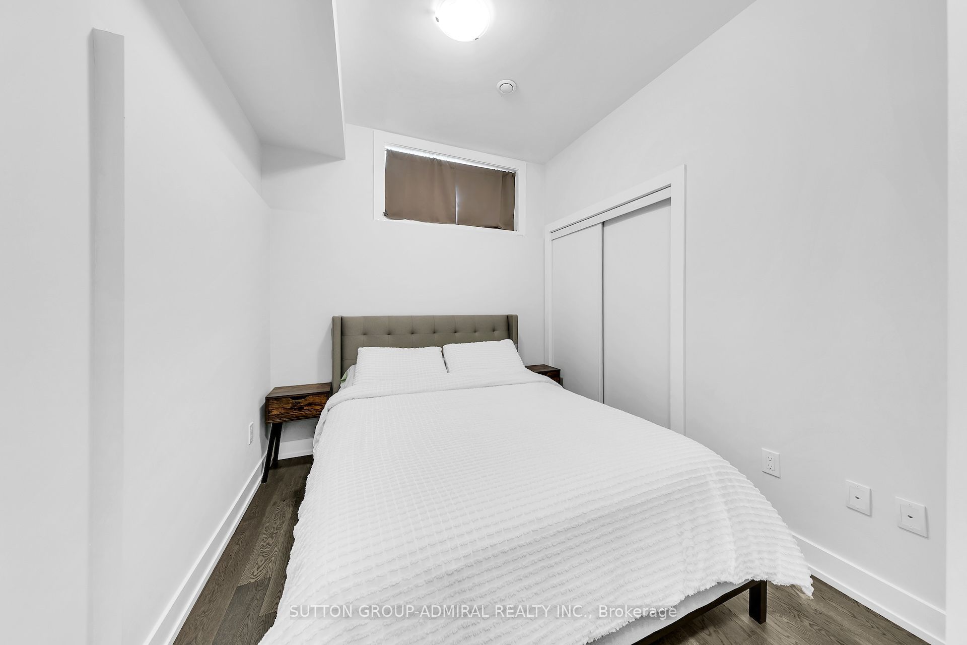 9560 Islington Avenue L-103 Property Photo 23
