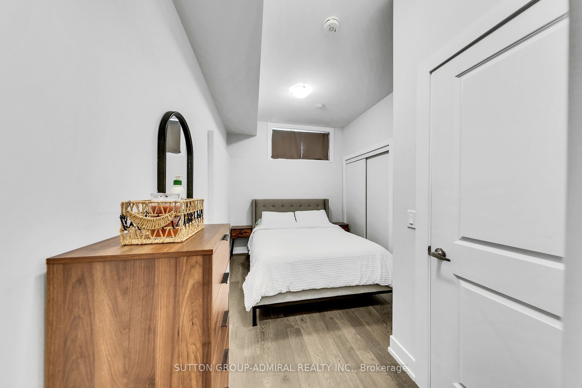 9560 Islington Avenue L-103 Property Photo 25
