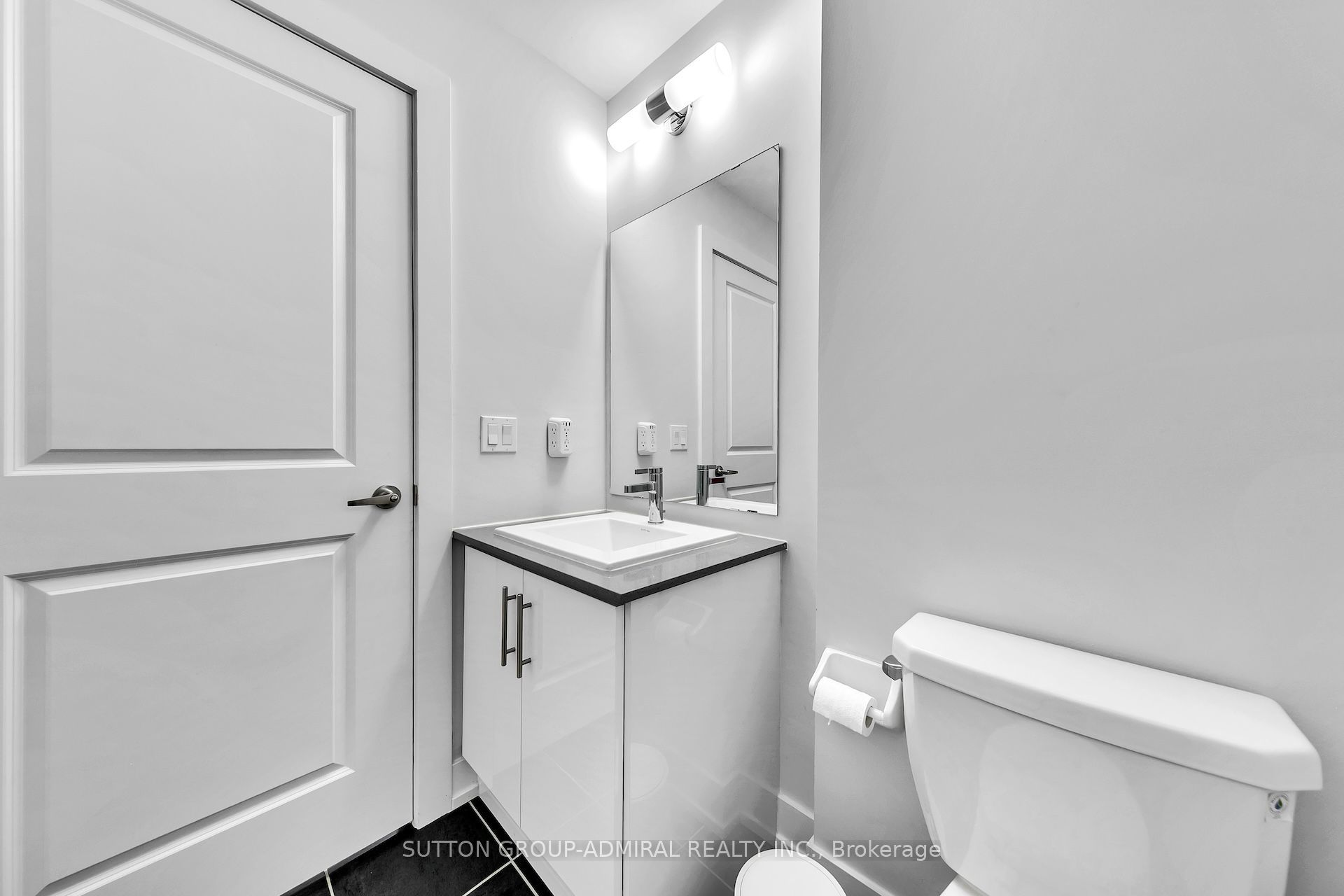 9560 Islington Avenue L-103 Property Photo 29