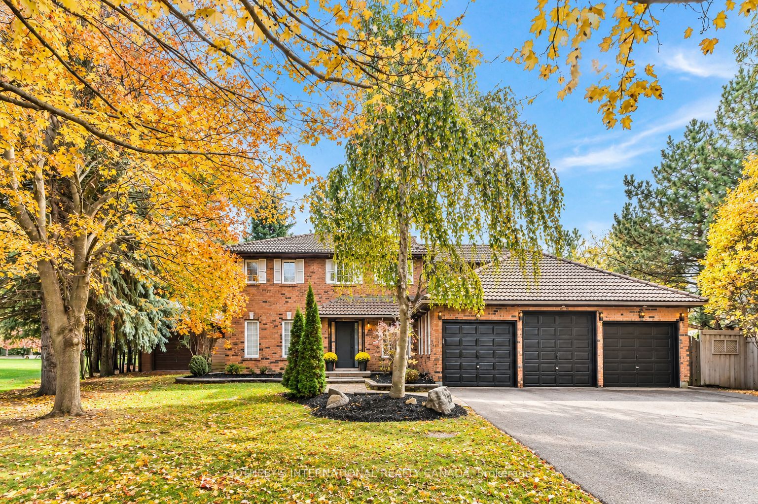 23 Hill Farm Road Property Photo 1