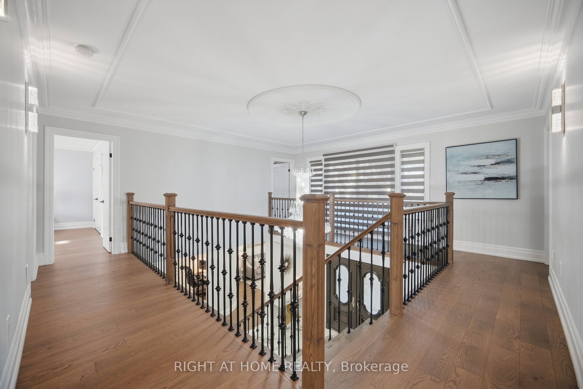 32 Colton Crescent S Property Photo 23