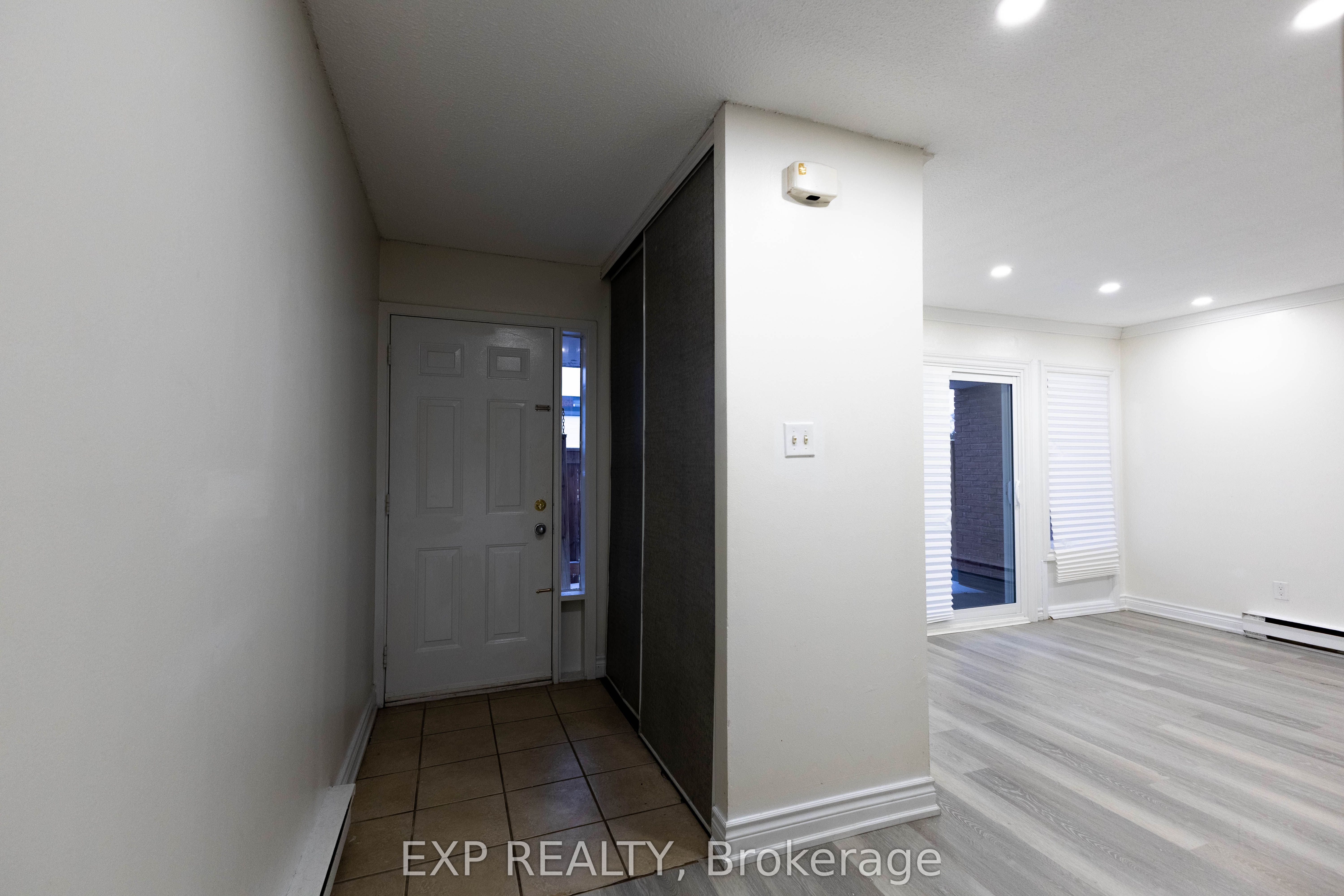 248 Milestone Crescent 120 Property Photo 2