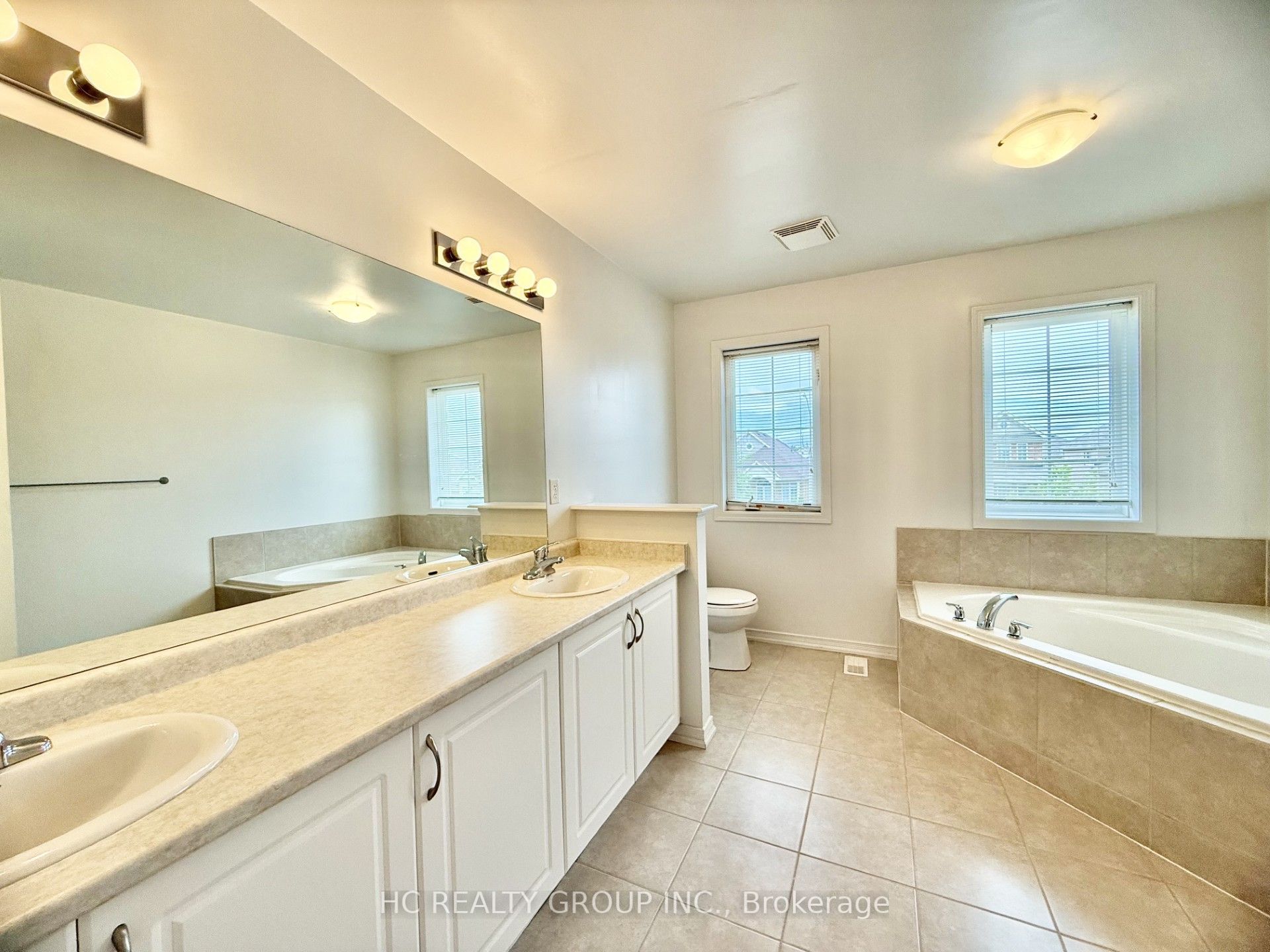 1403 Sheldon Street Property Photo 17