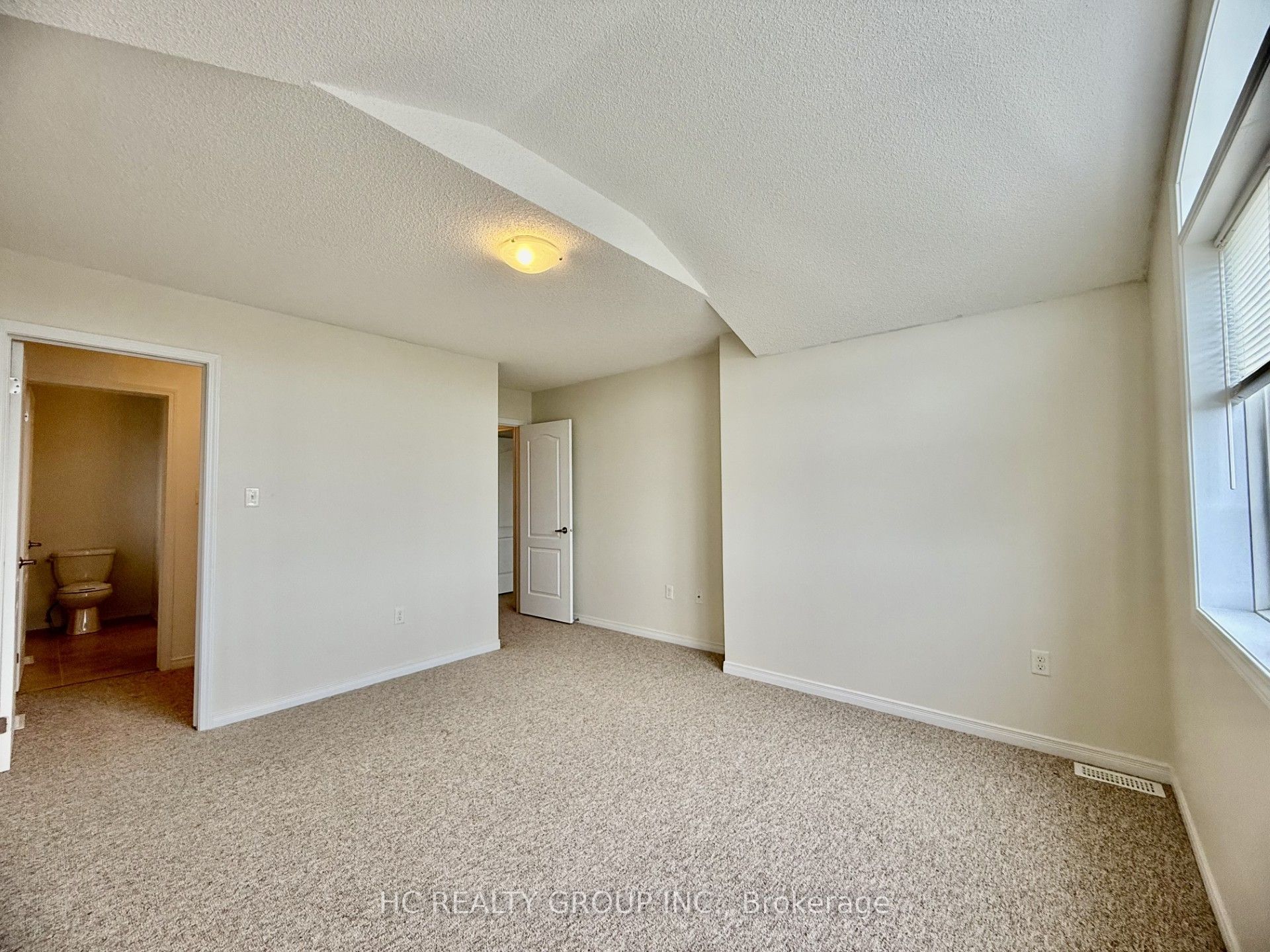 1403 Sheldon Street Property Photo 19