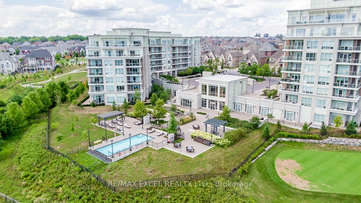 9 Stollery Pond Crescent 208