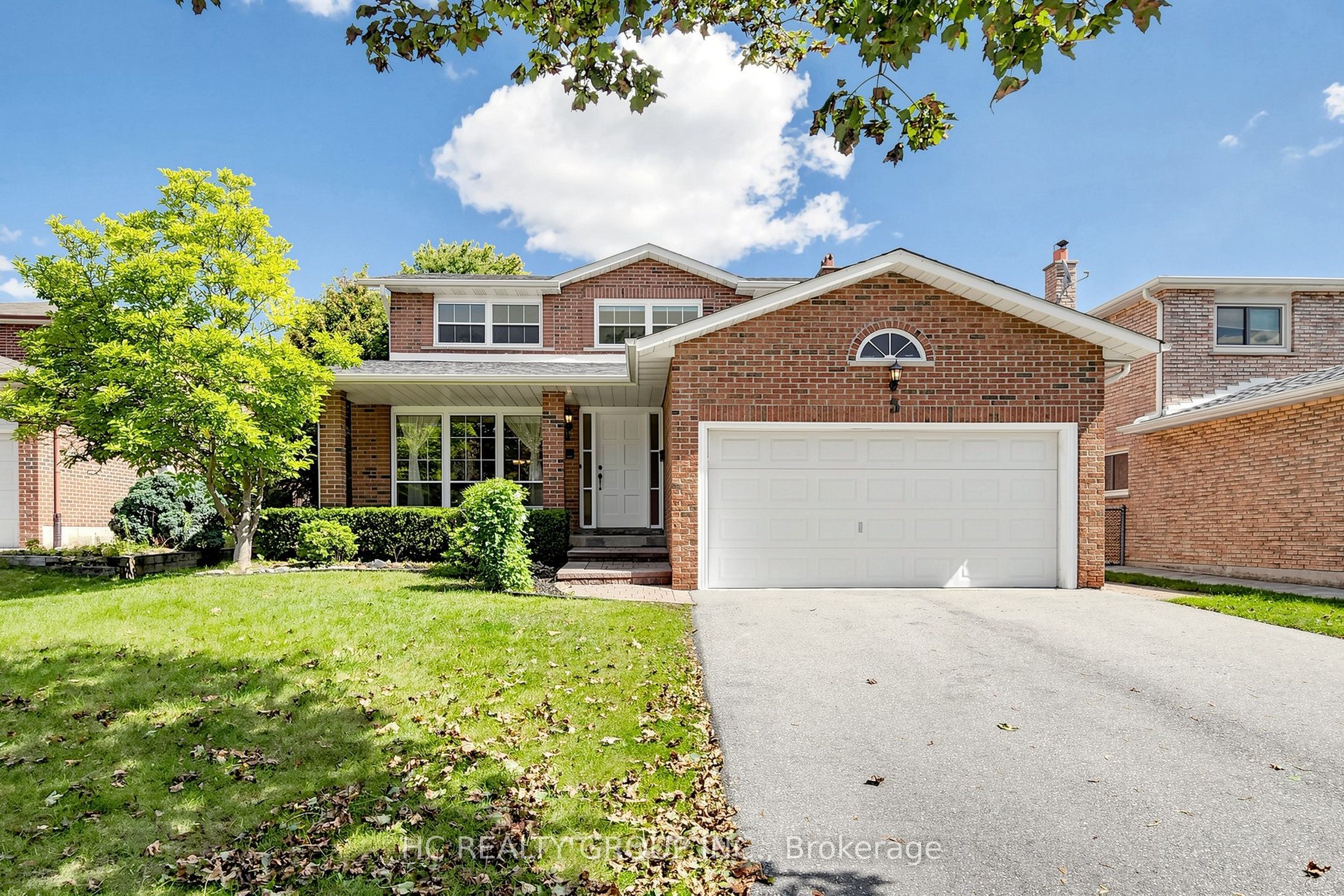 5 Standish Crescent