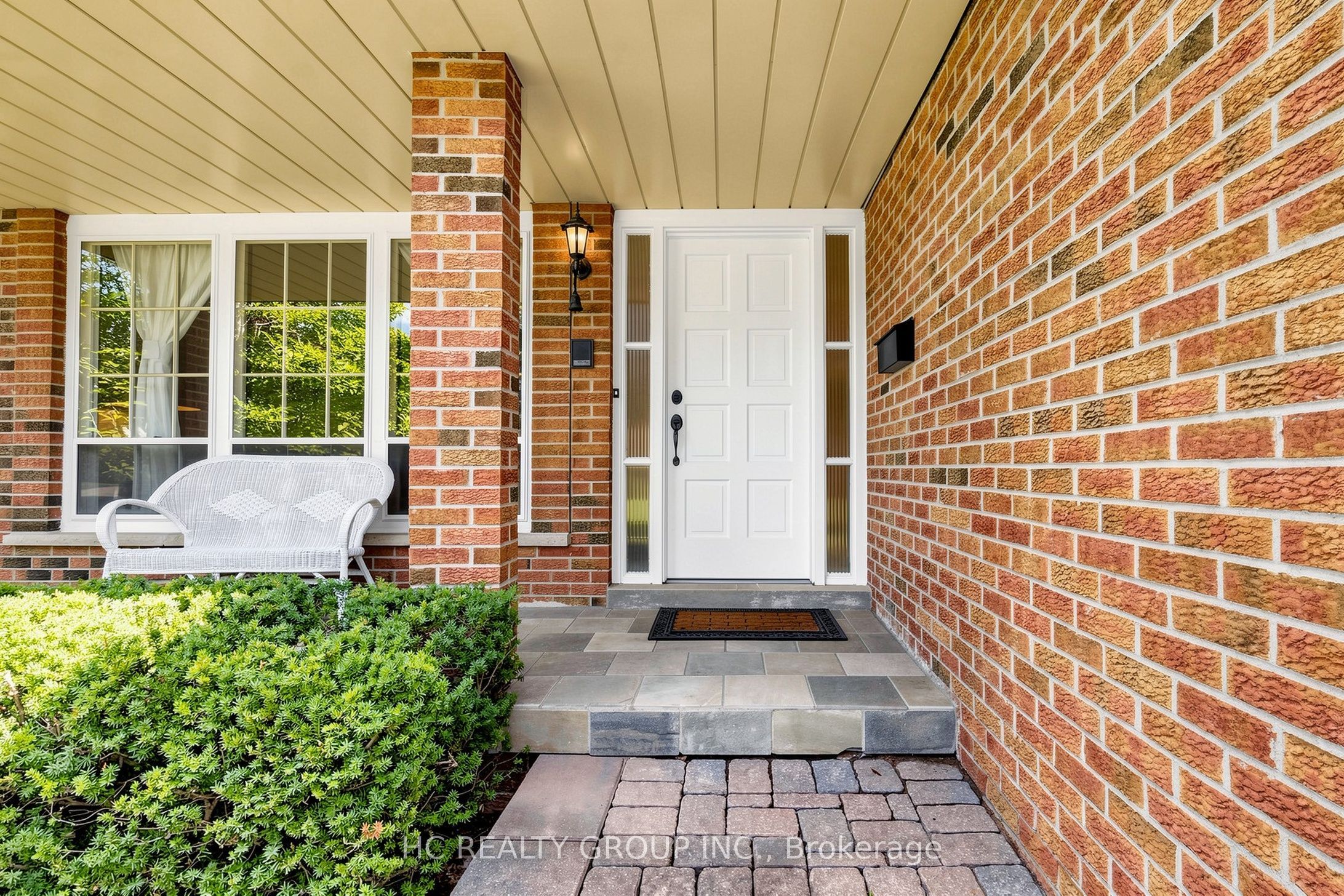 5 Standish Crescent Property Photo 4