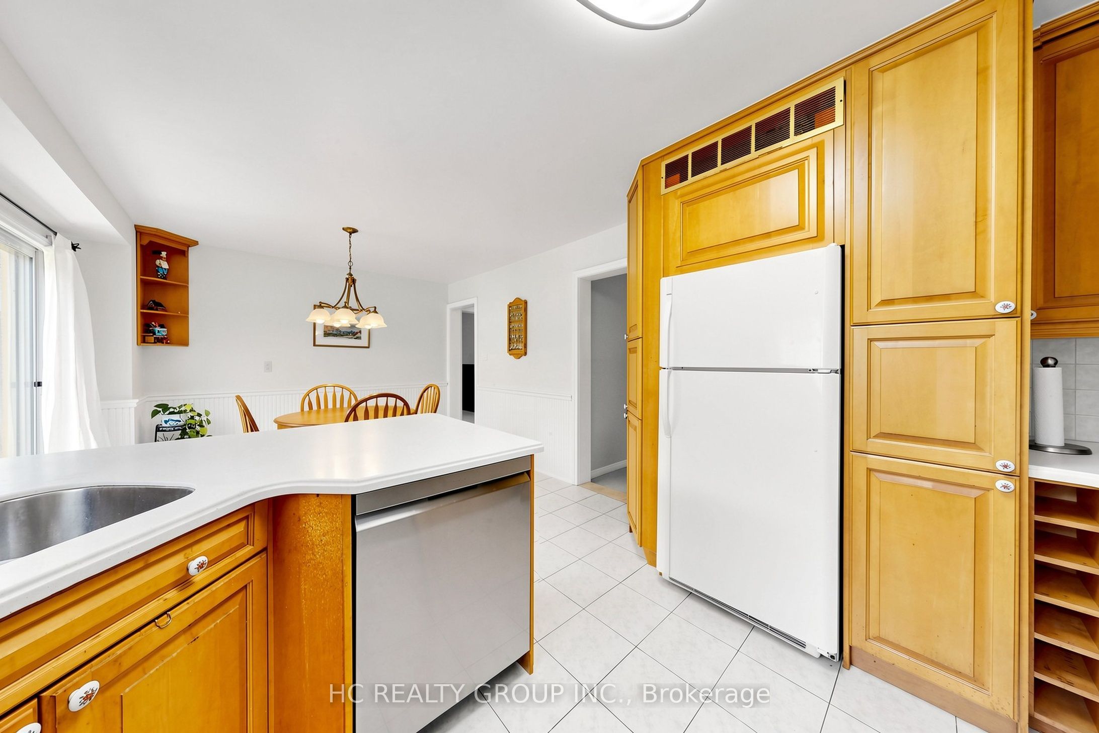 5 Standish Crescent Property Photo 19