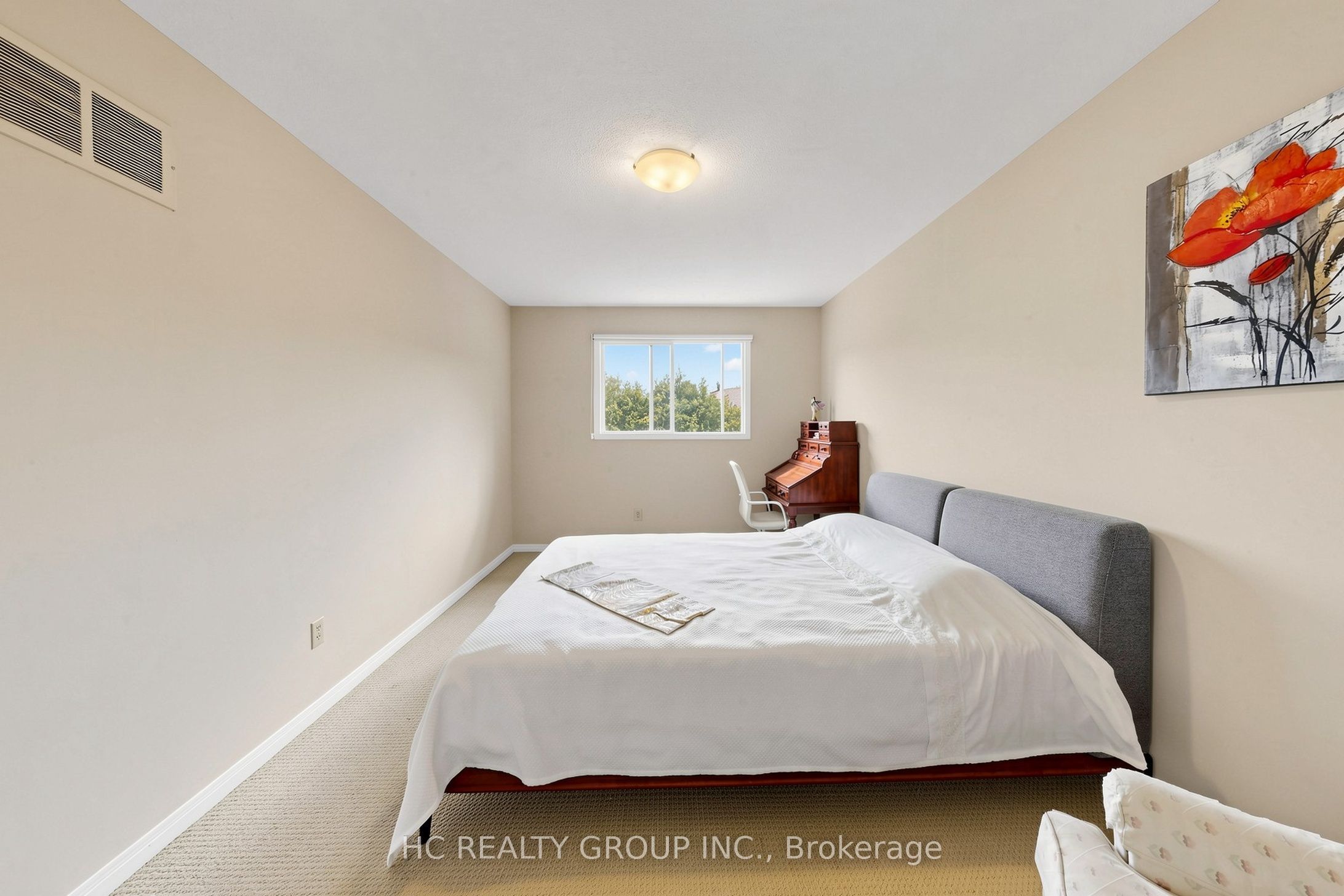 5 Standish Crescent Property Photo 37