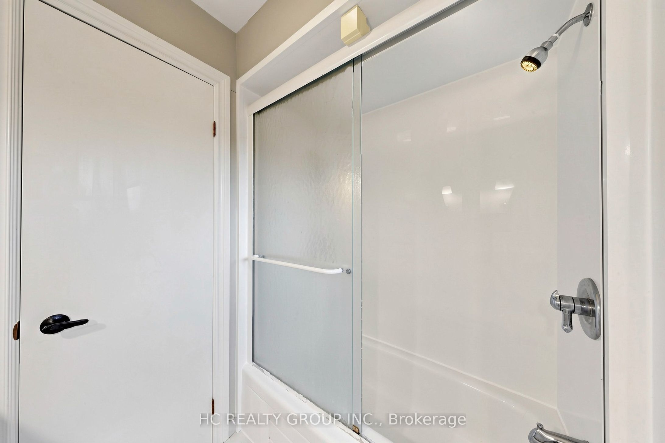 5 Standish Crescent Property Photo 40