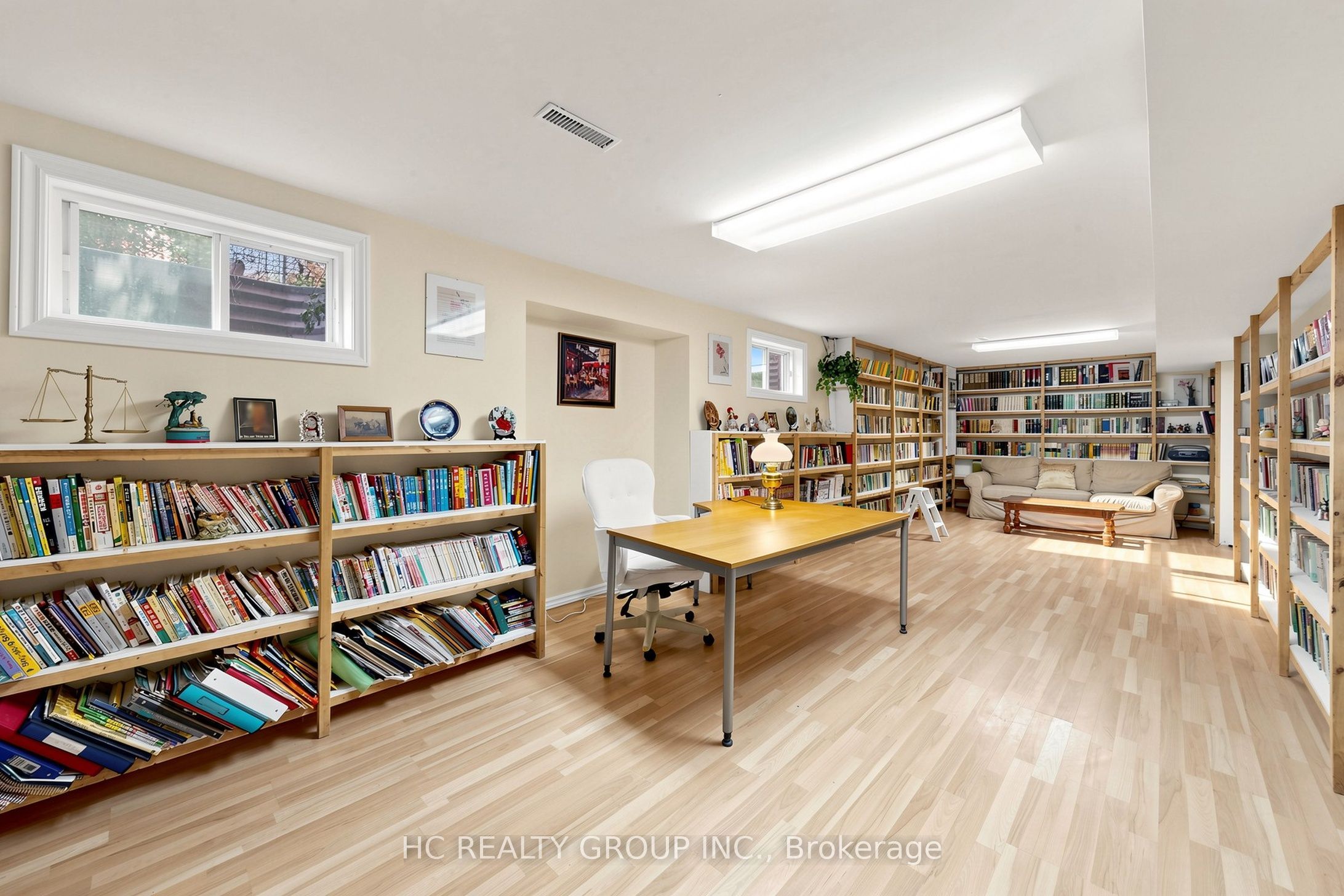 5 Standish Crescent Property Photo 43